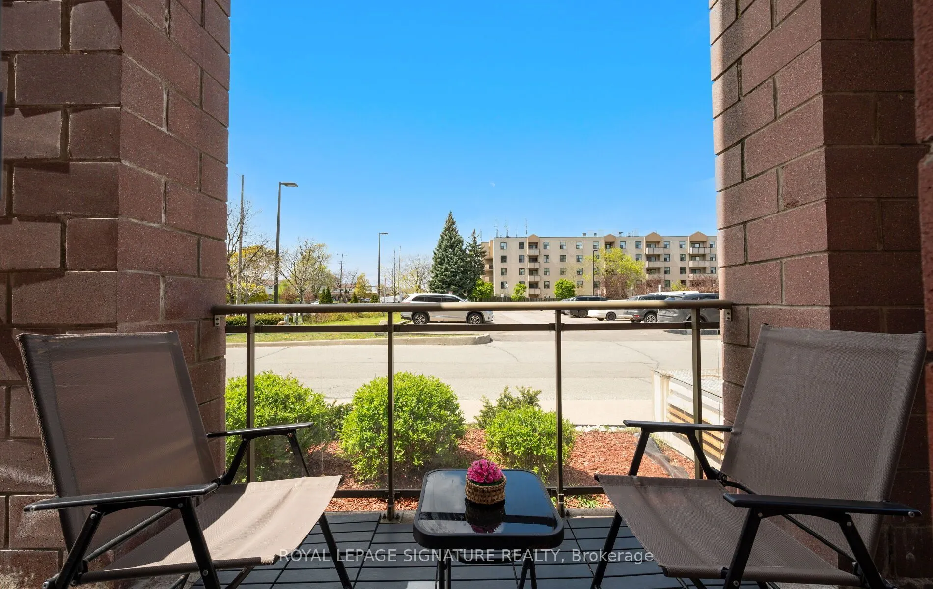 7405 Goreway Drive #104