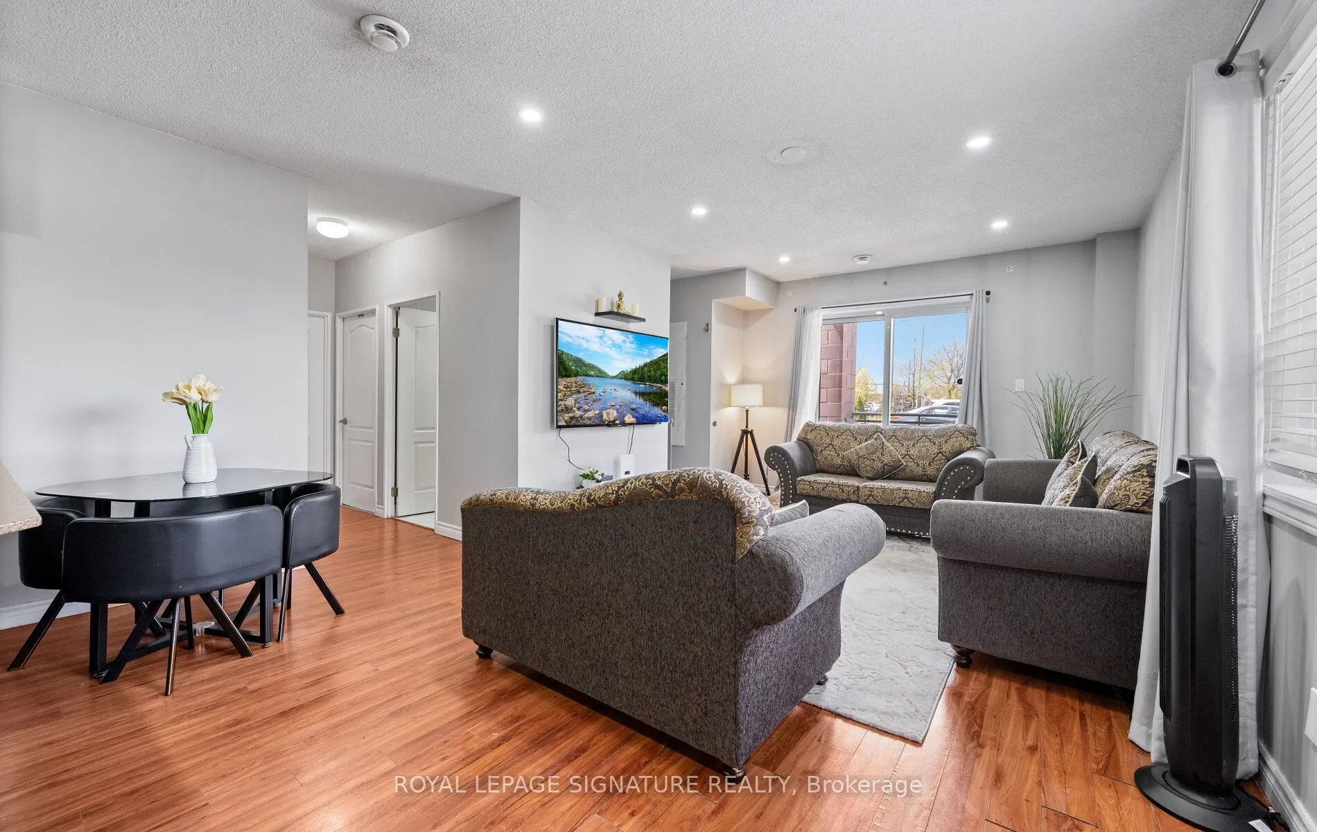 7405 Goreway Drive #104