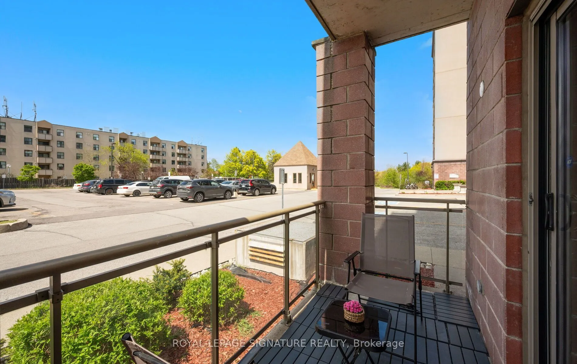 7405 Goreway Drive #104