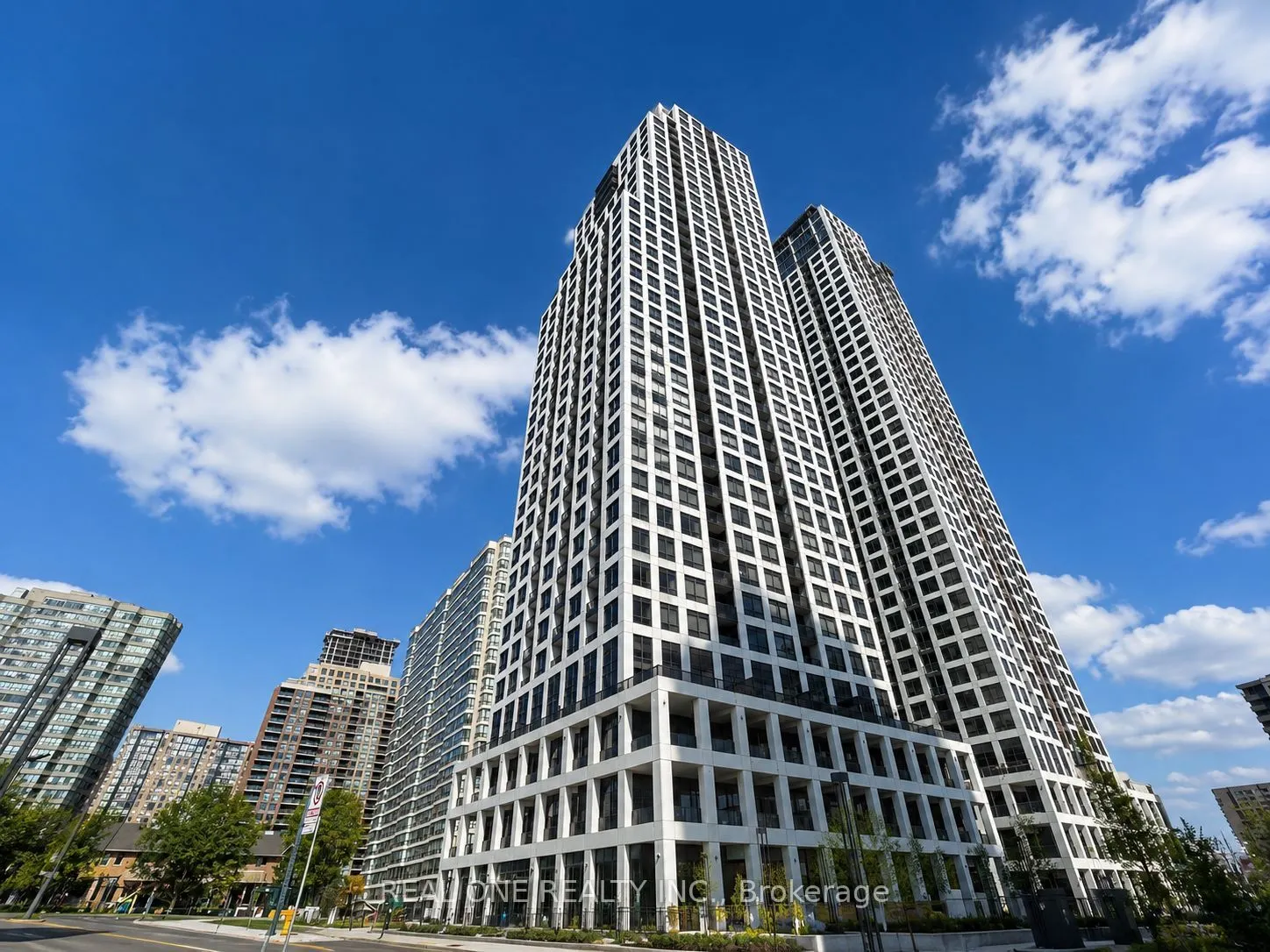 36 Elm Drive W #3008