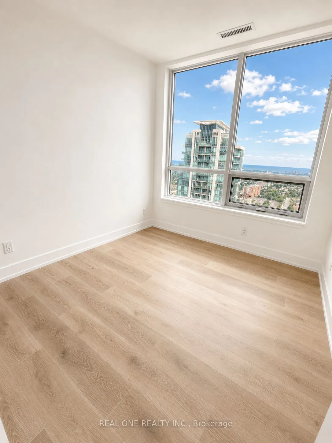 36 Elm Drive W #3008