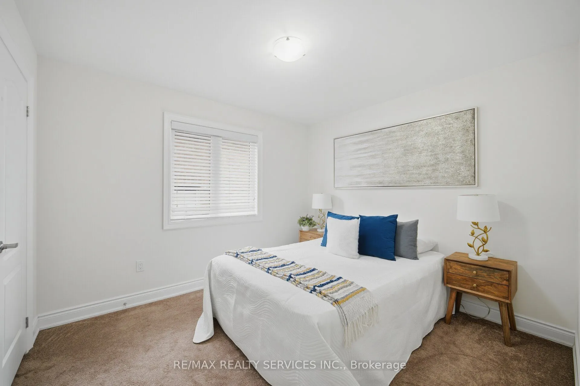 12 Enclave Trail