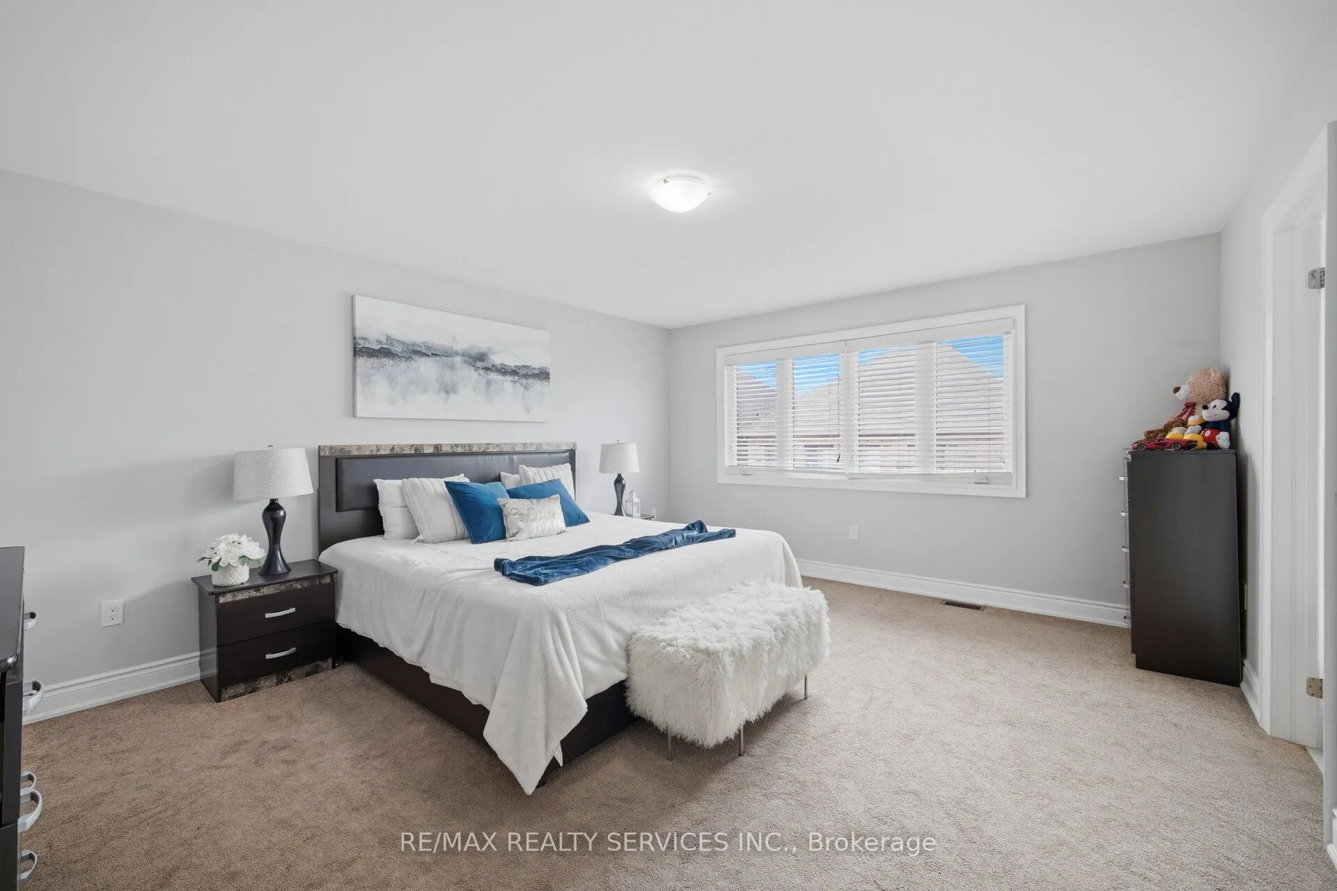 12 Enclave Trail
