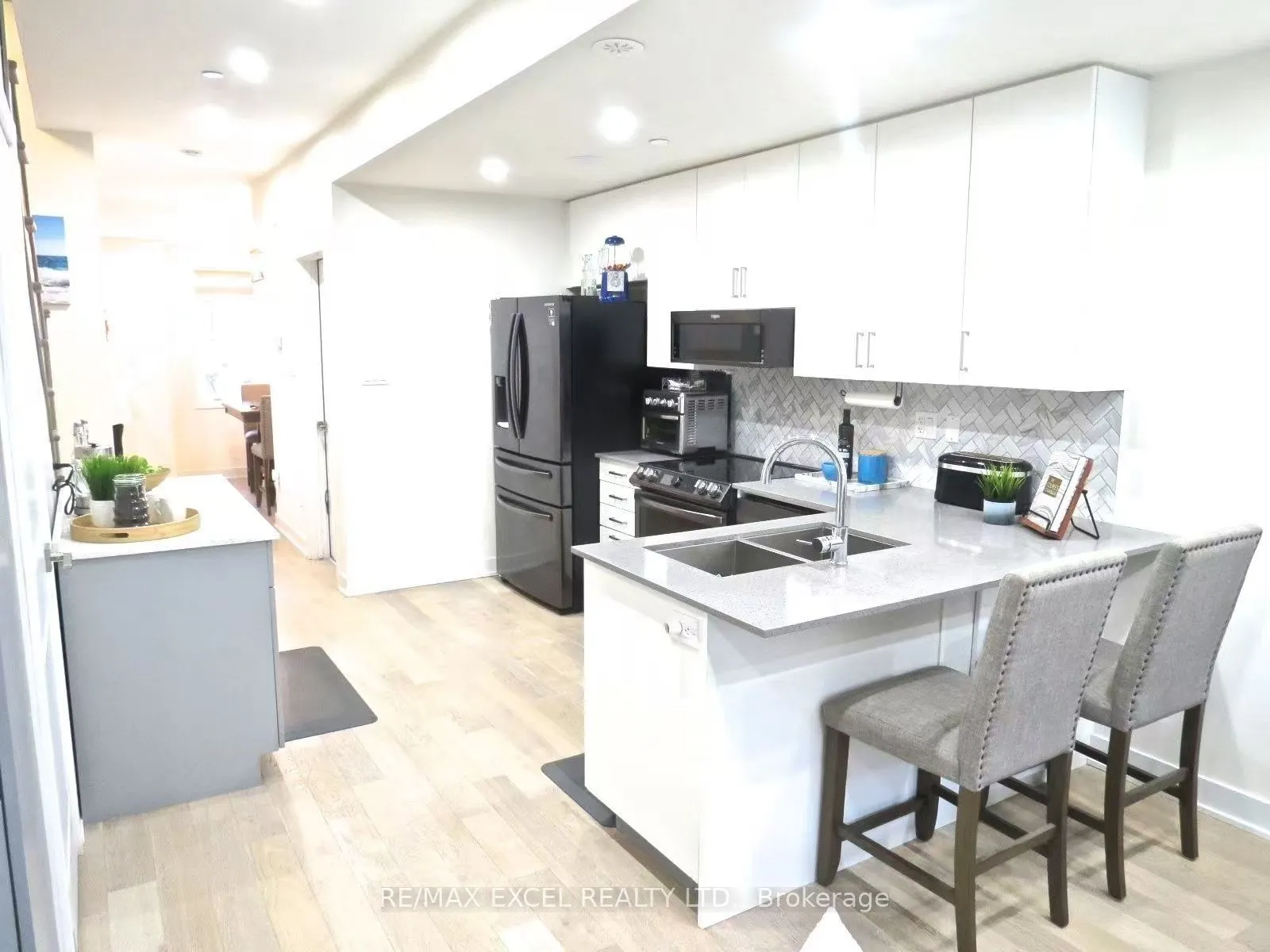 70 William Duncan Road #Master Room