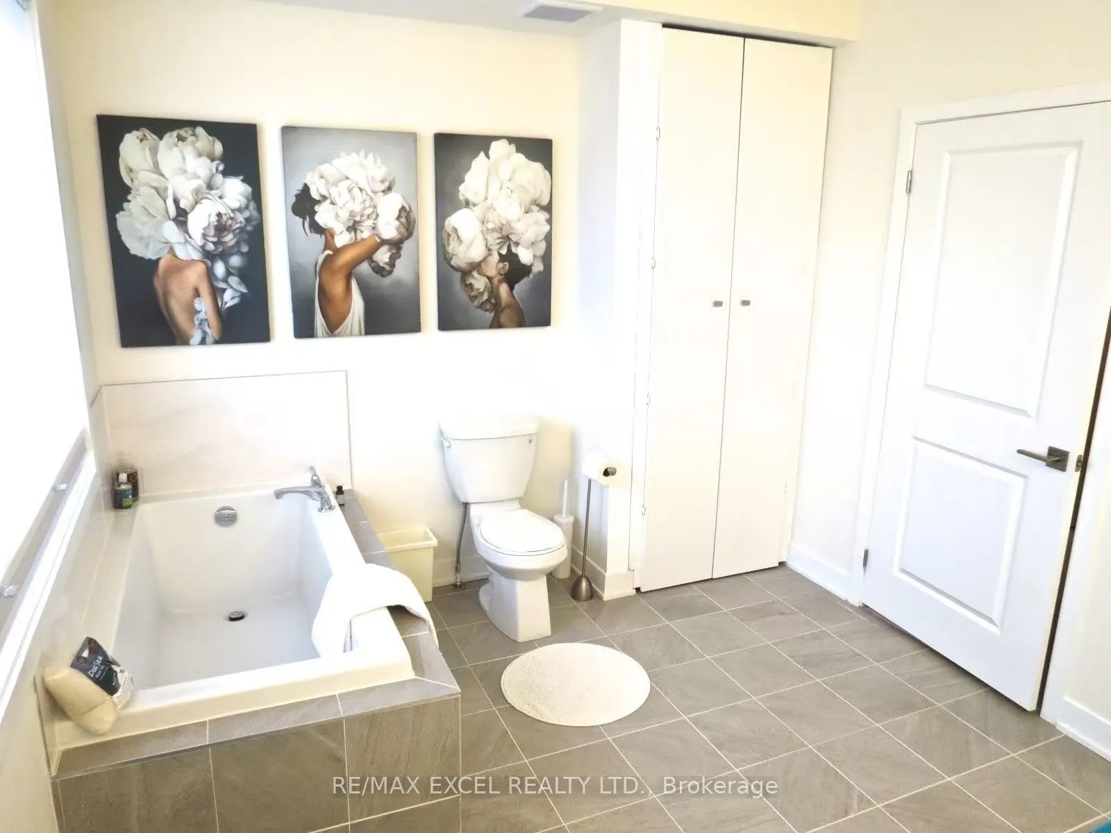 70 William Duncan Road #Master Room