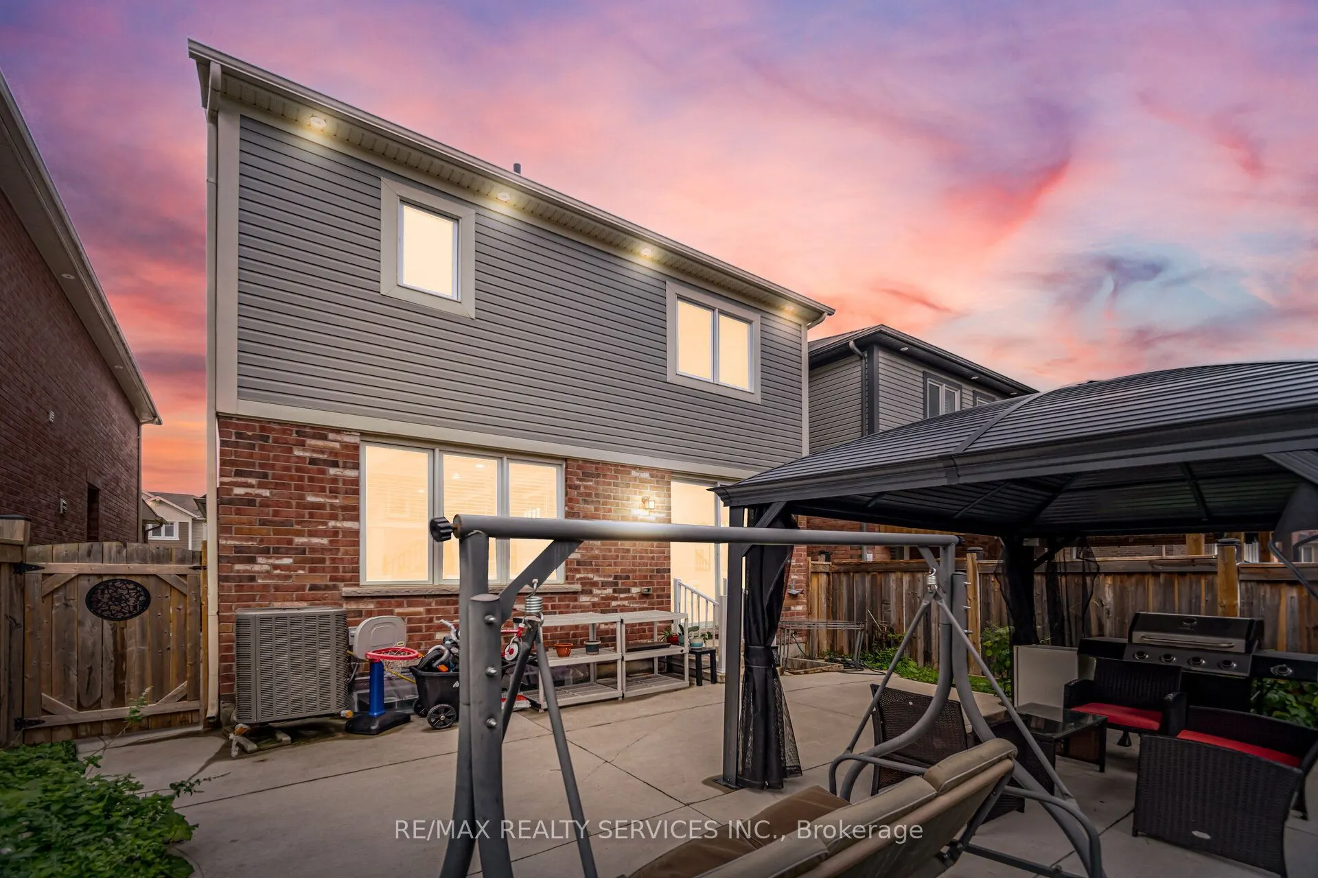3 Fenchurch Drive