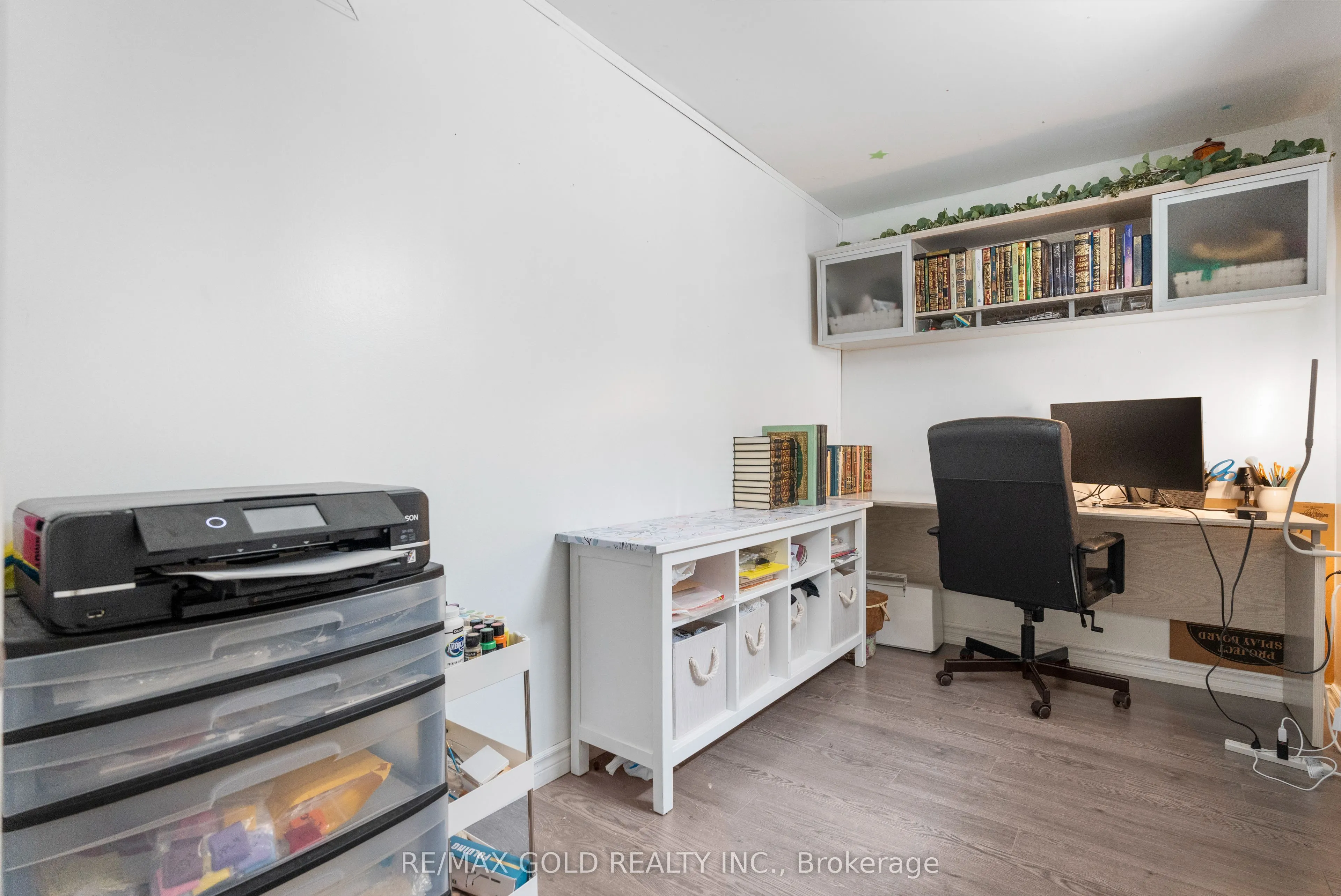 48 Maidstone Crescent