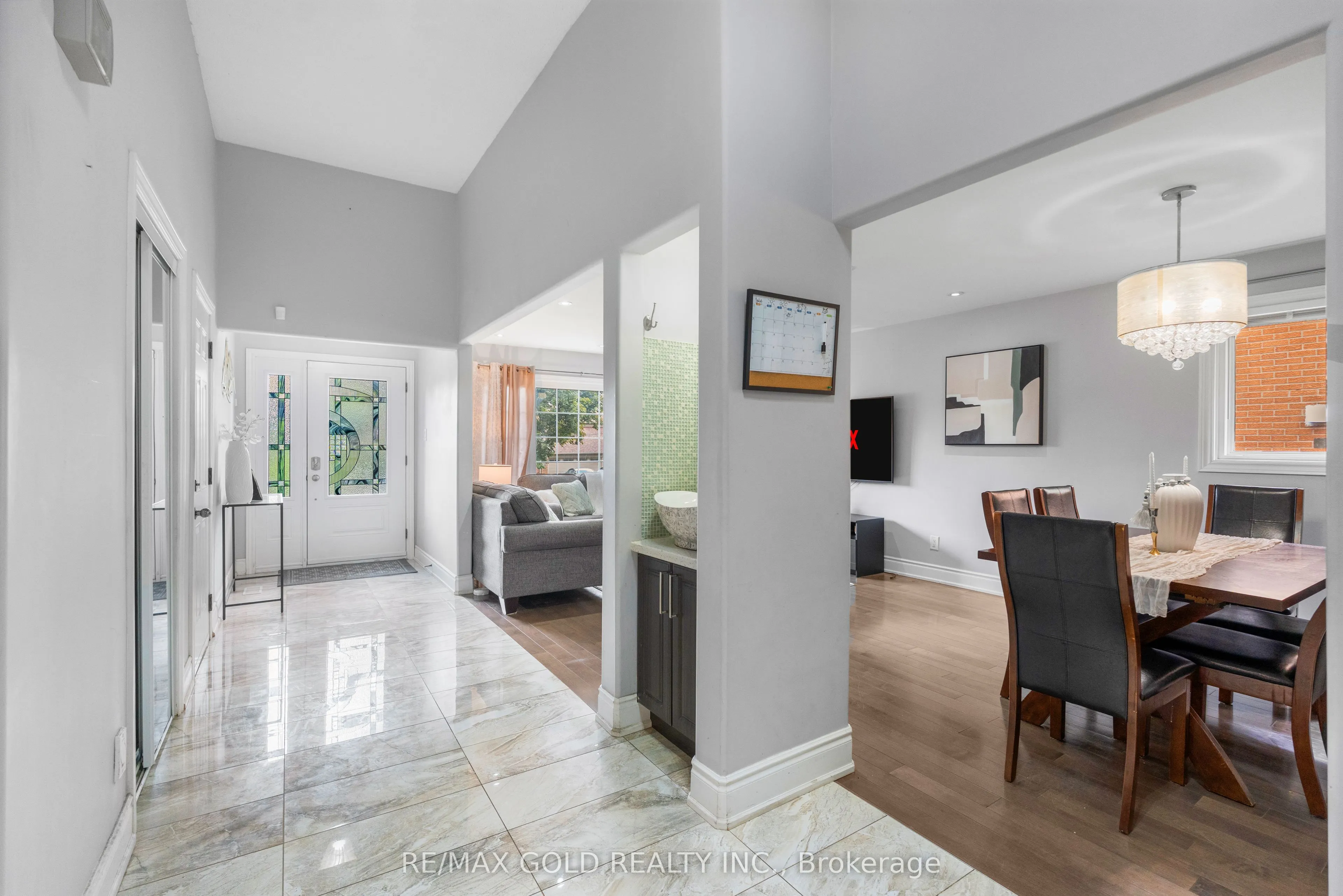 48 Maidstone Crescent