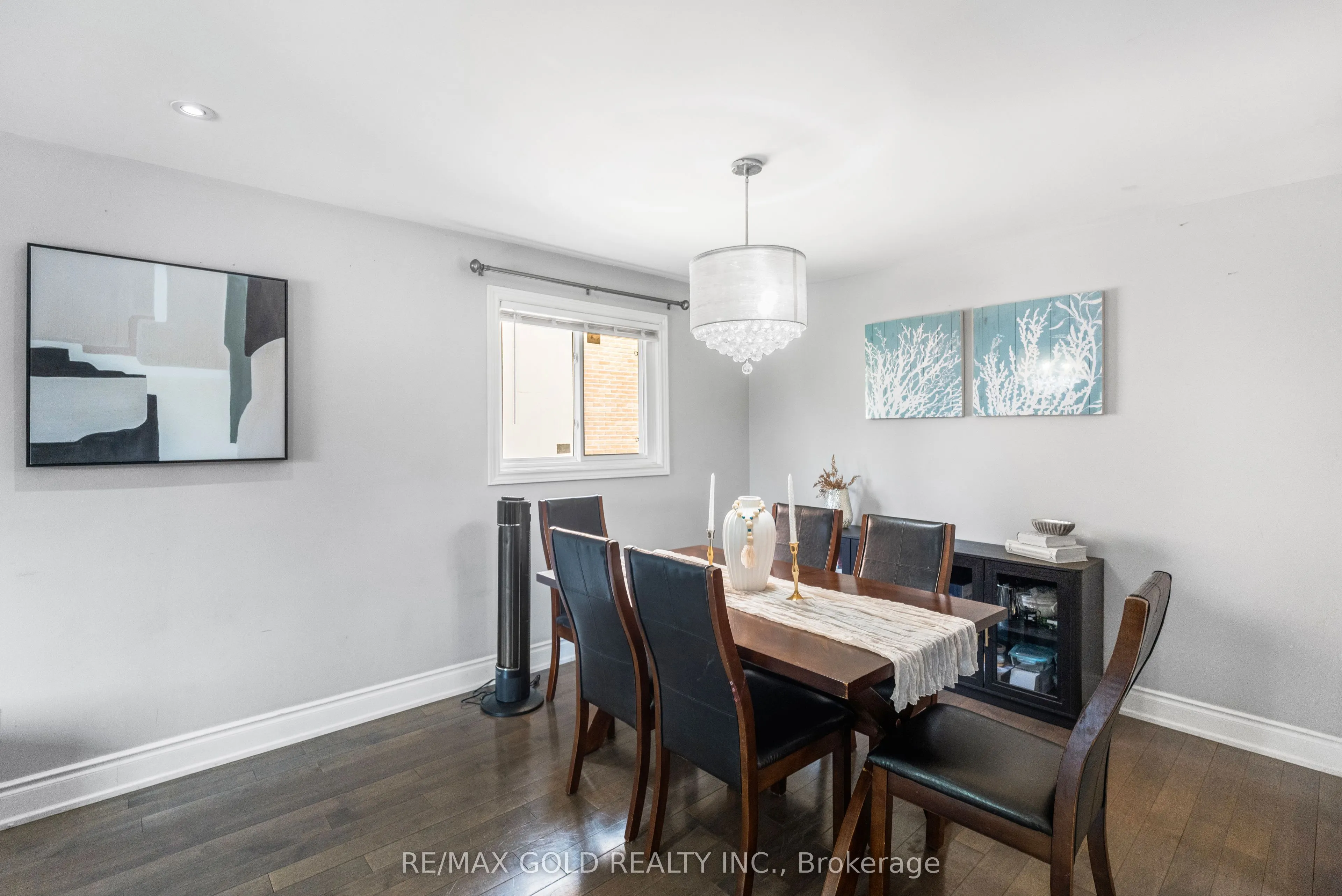 48 Maidstone Crescent