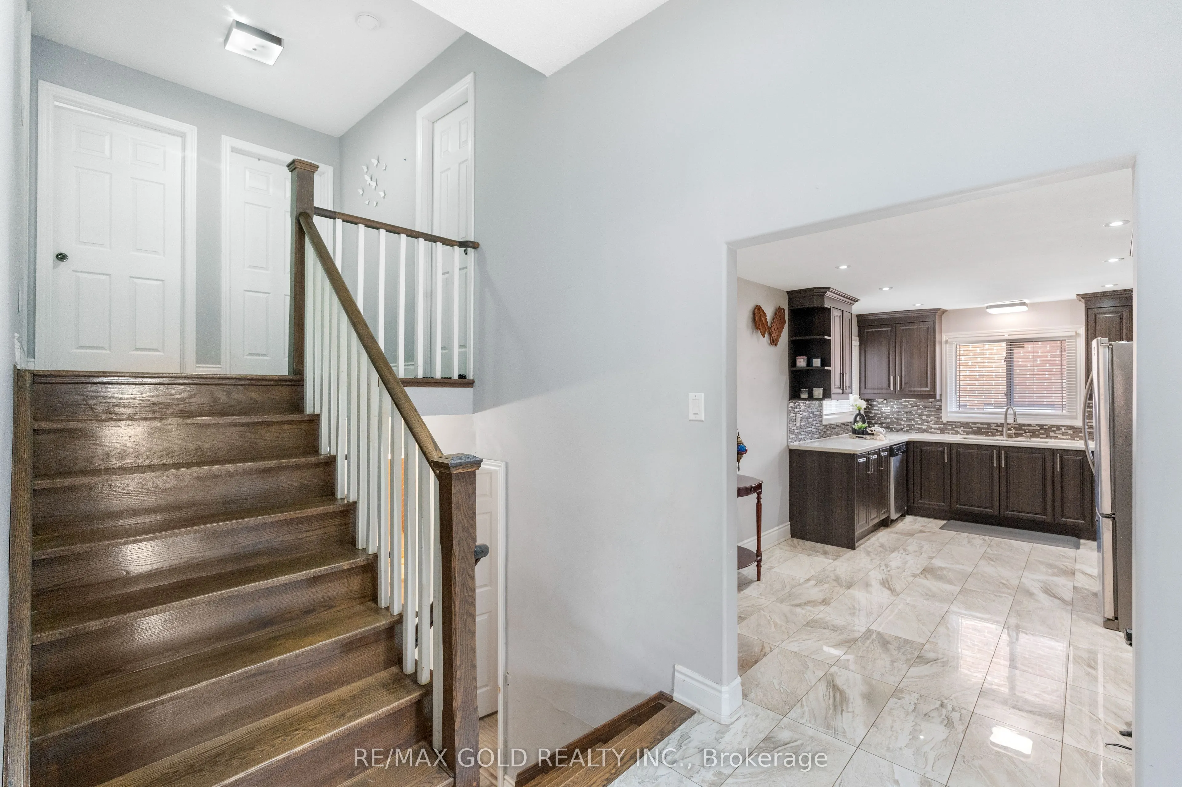 48 Maidstone Crescent