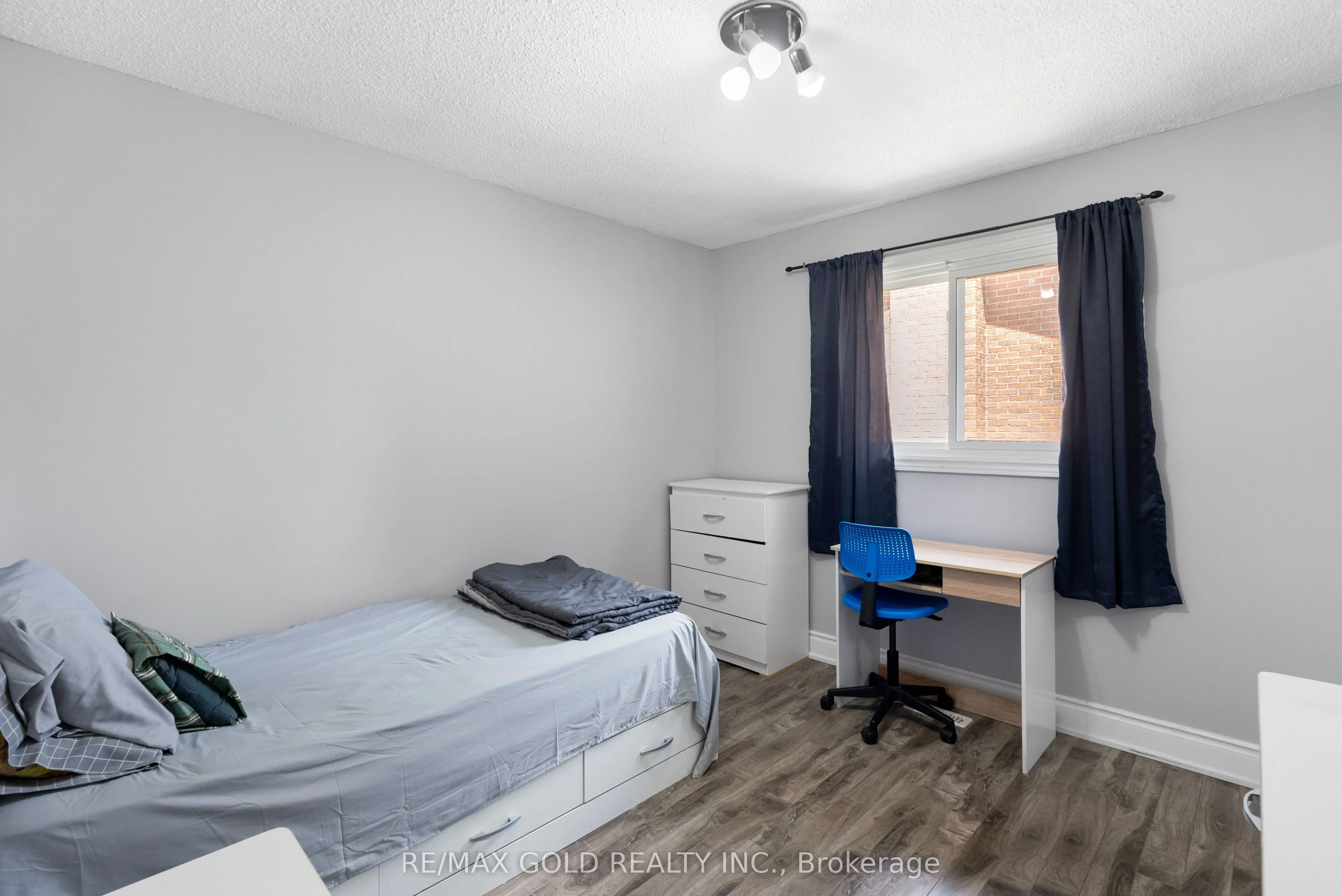 48 Maidstone Crescent