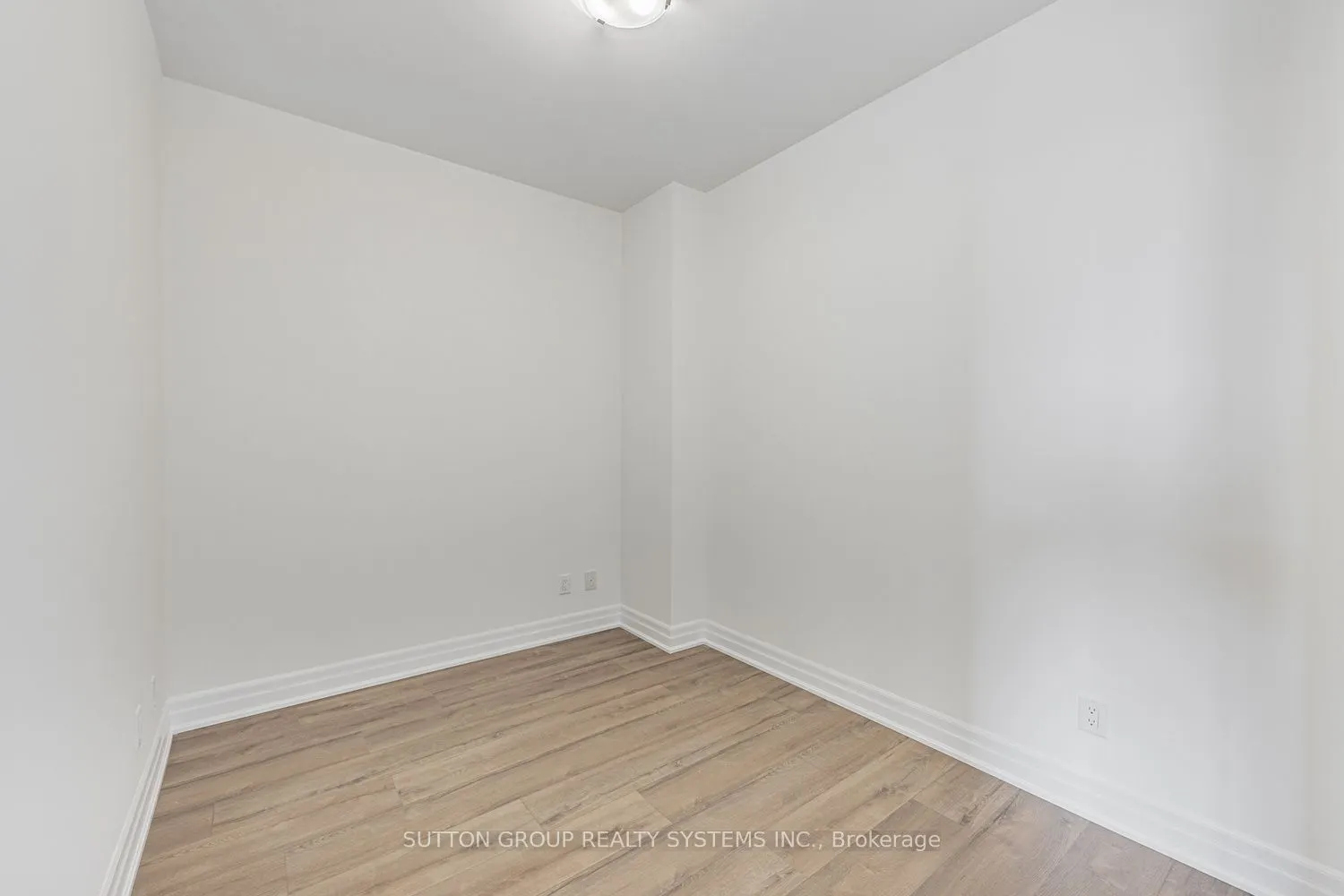 36 Elm Drive W #2208