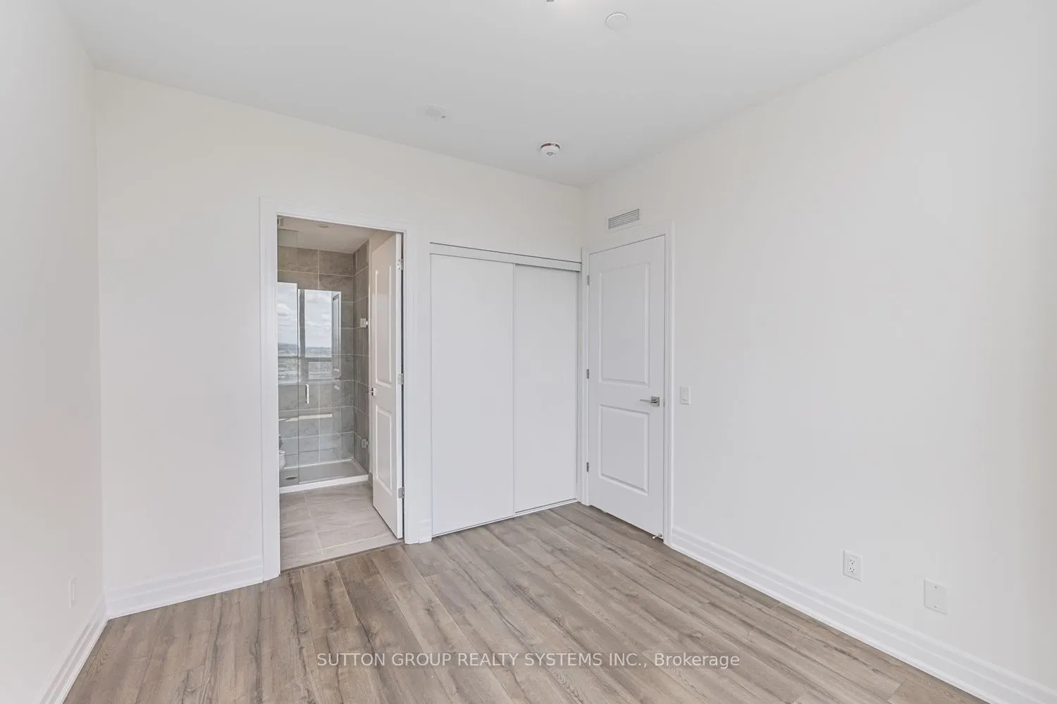 36 Elm Drive W #2208