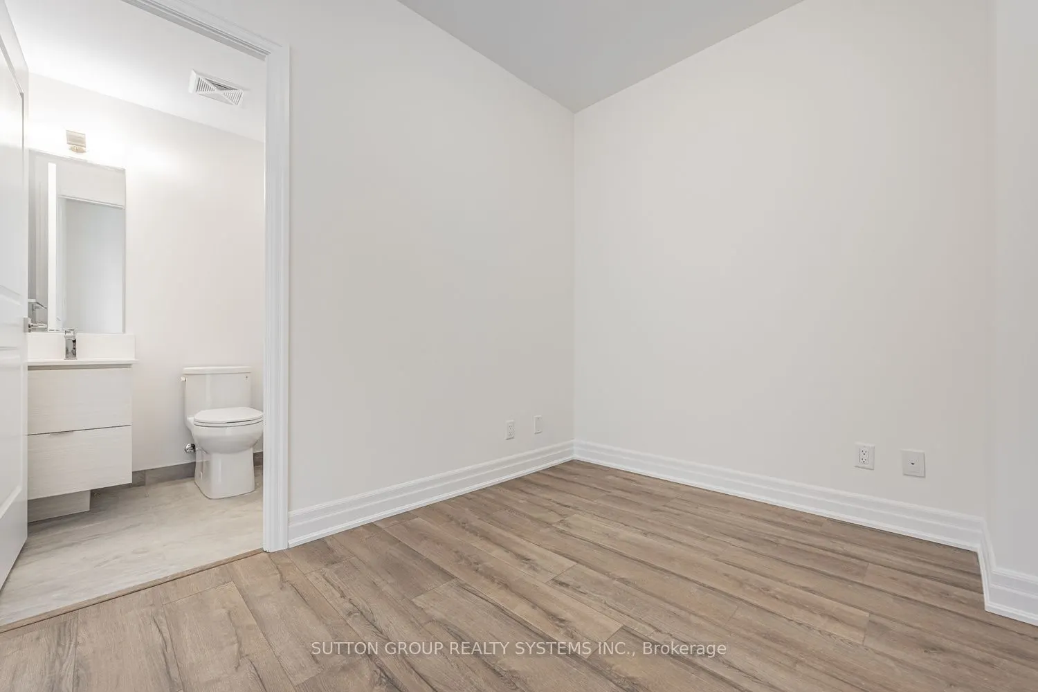 36 Elm Drive W #2208