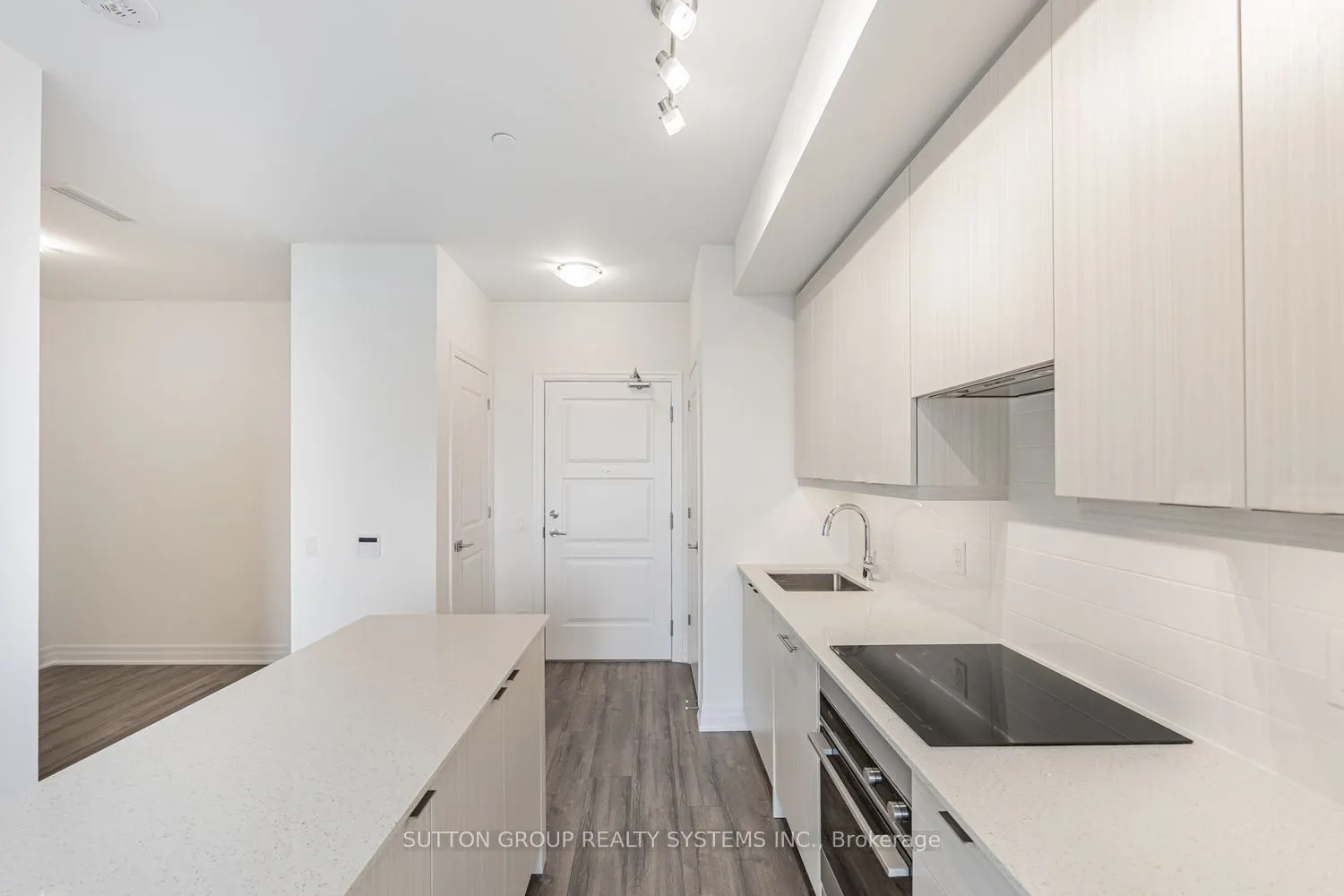36 Elm Drive W #2208