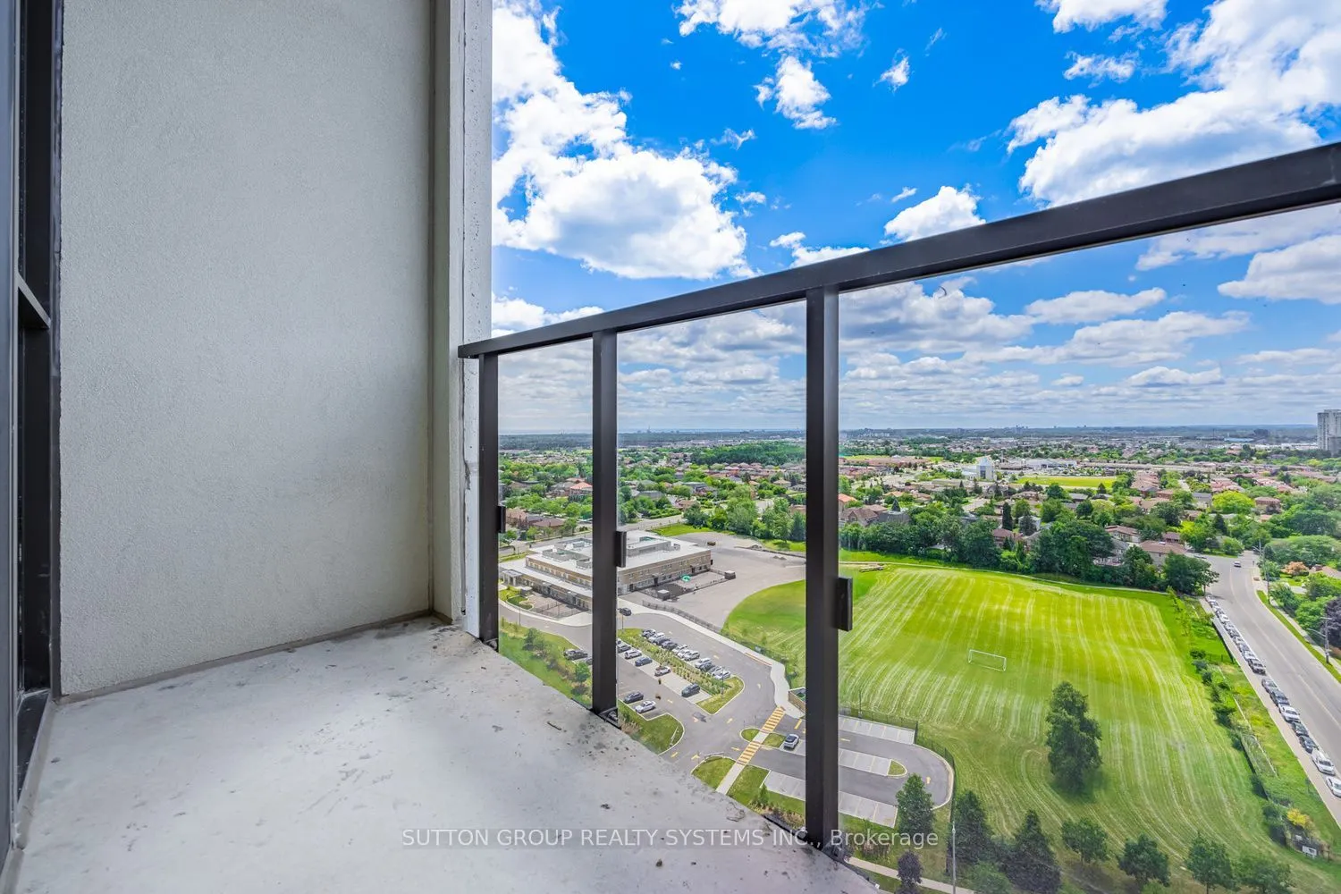 36 Elm Drive W #2208
