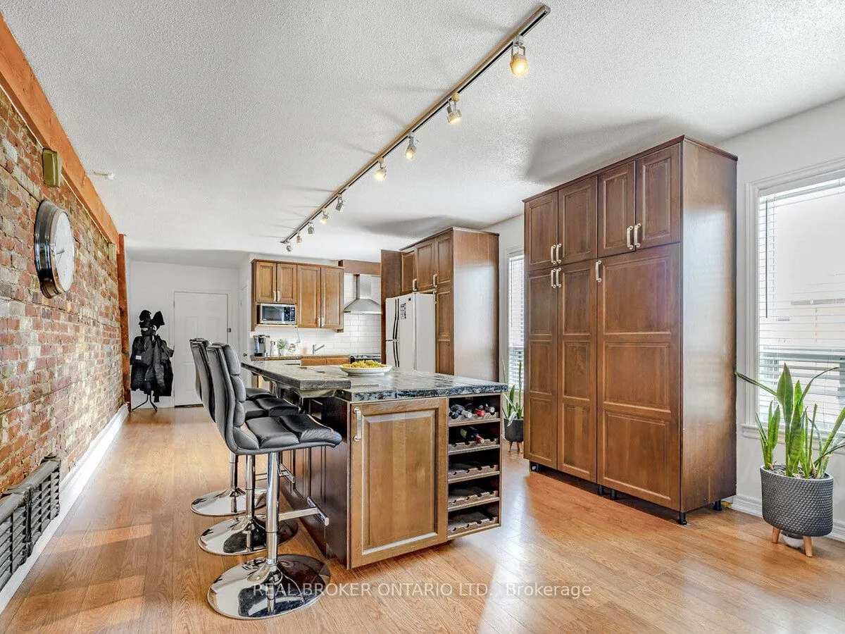 1438A Dufferin Street