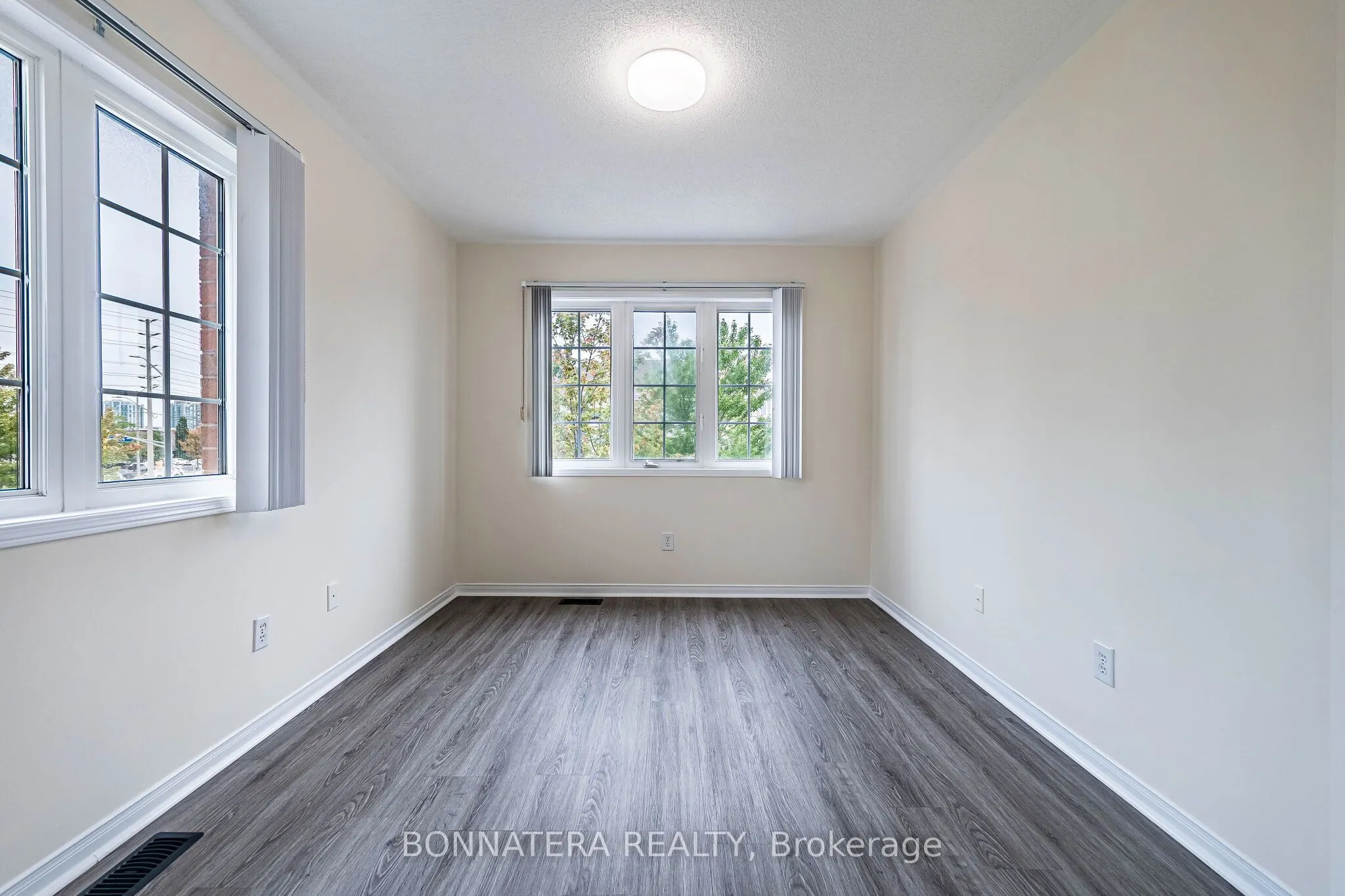 5255 Palmetto Place #59