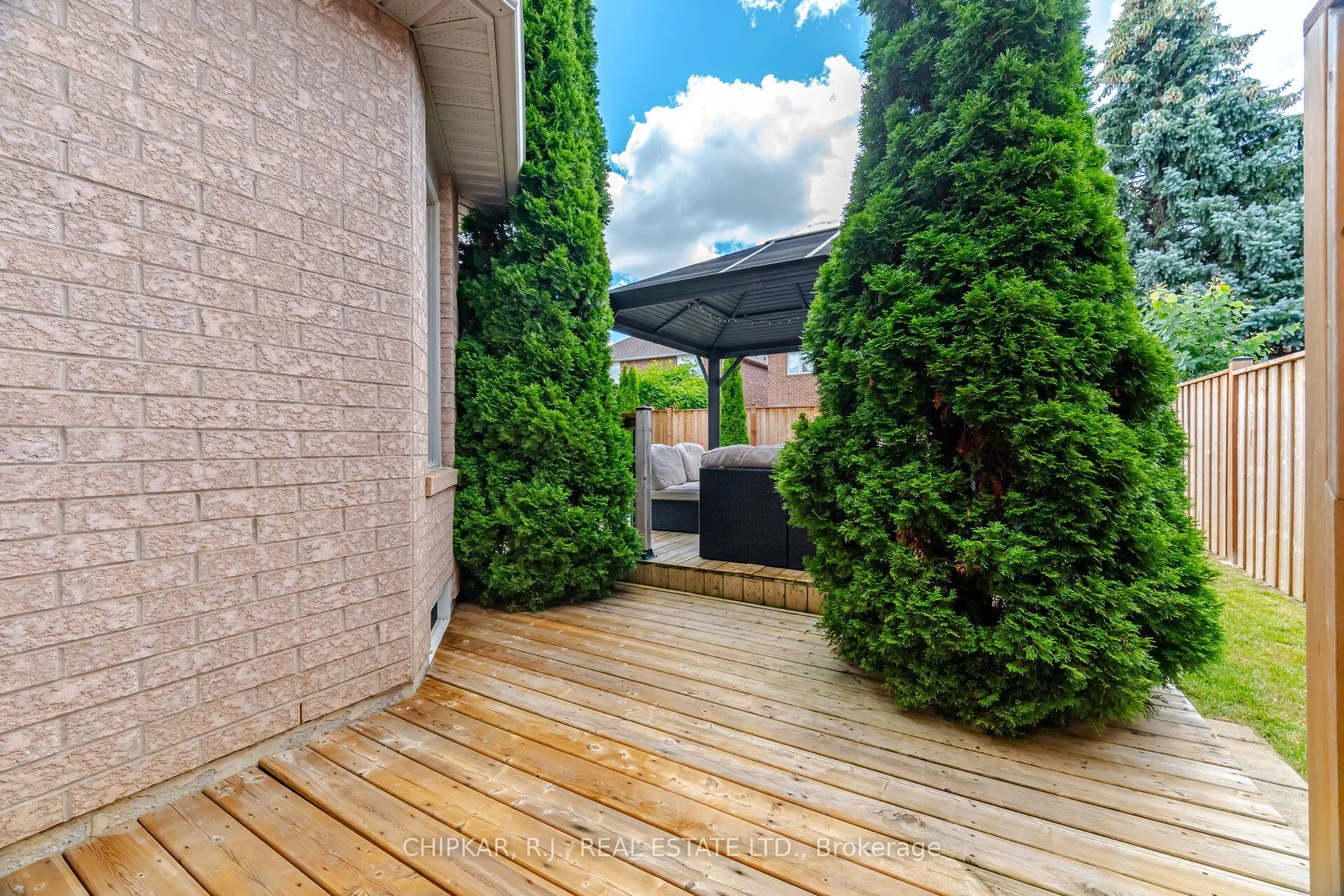 41 Chester Crescent