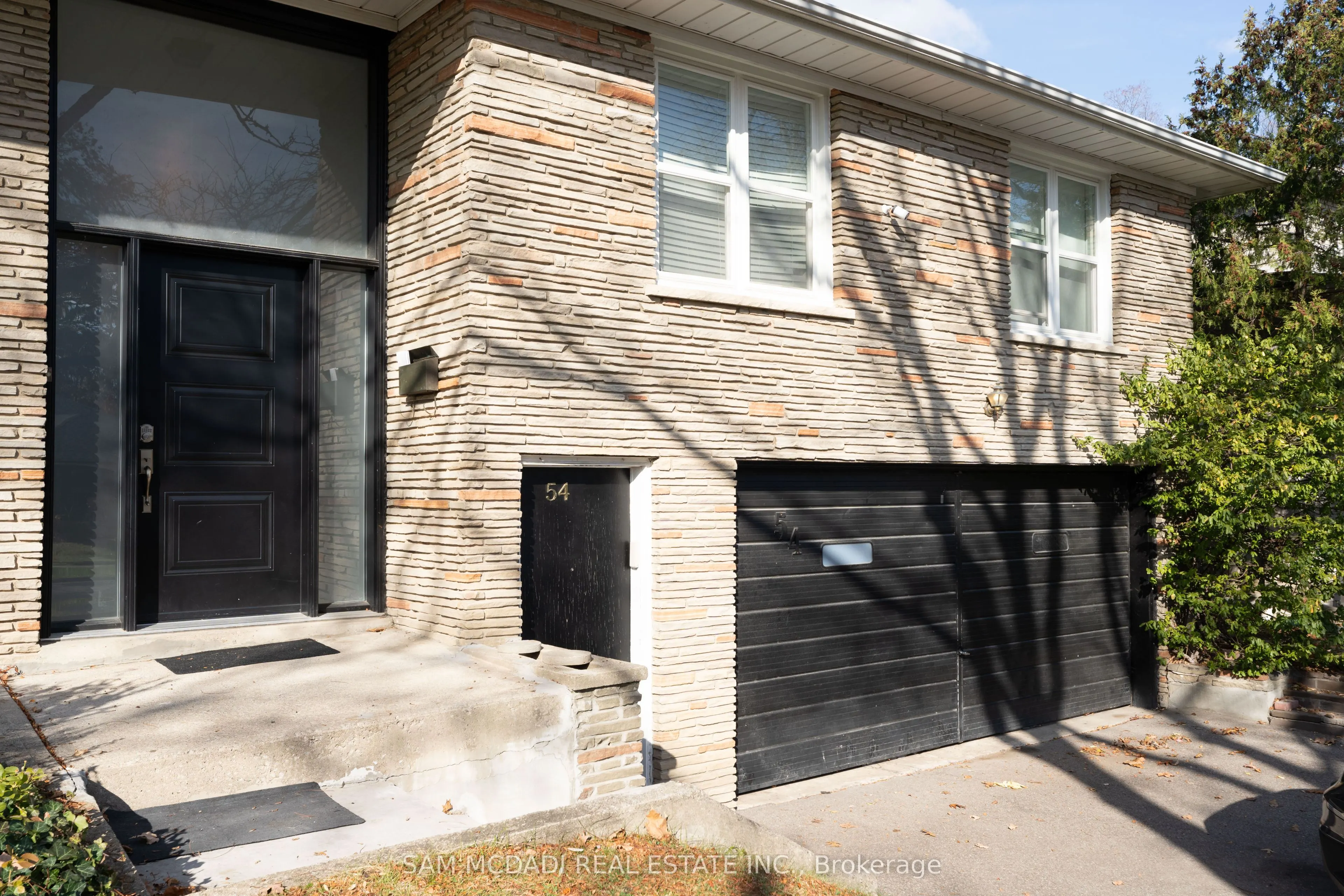 54 Bearbury Drive