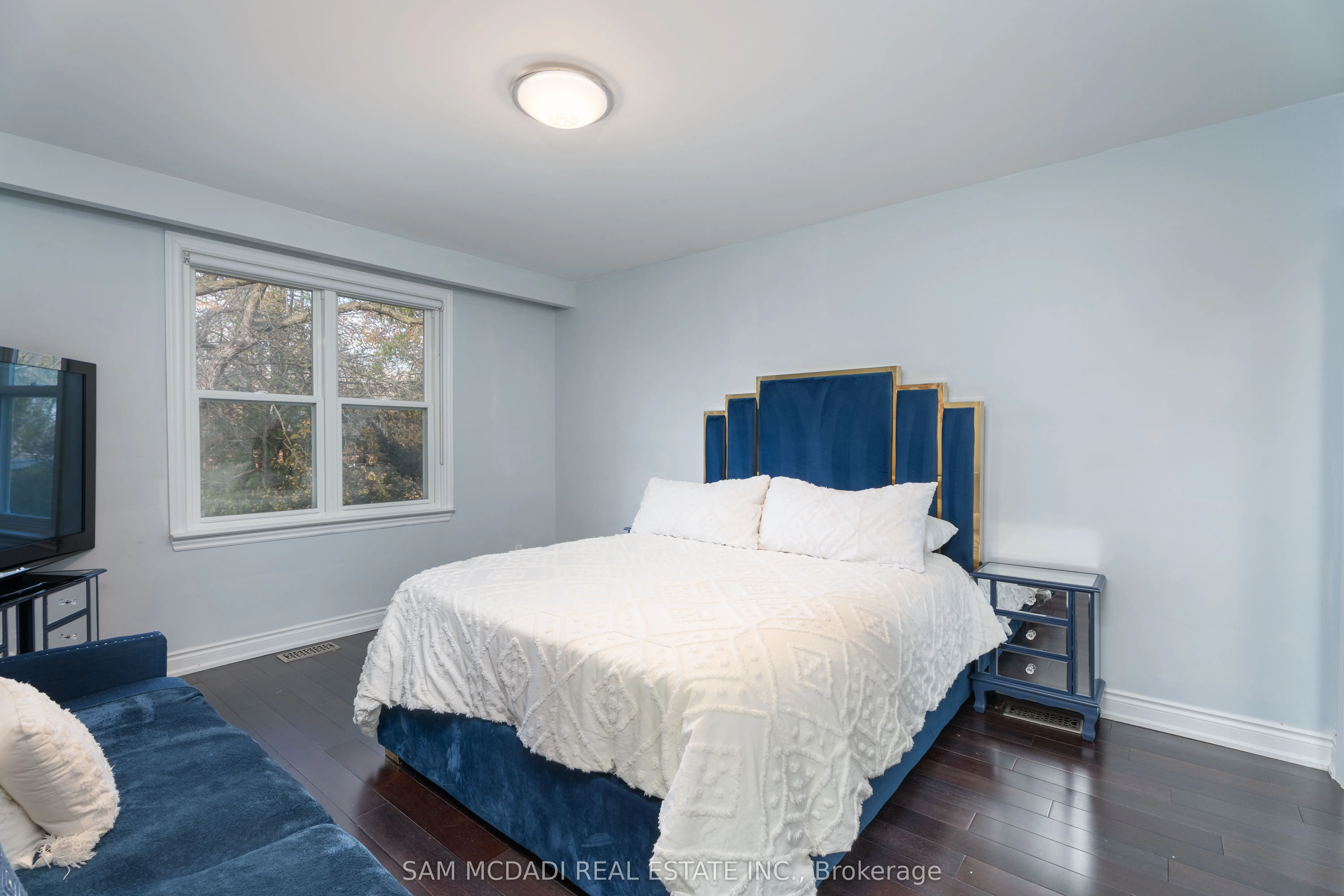 54 Bearbury Drive