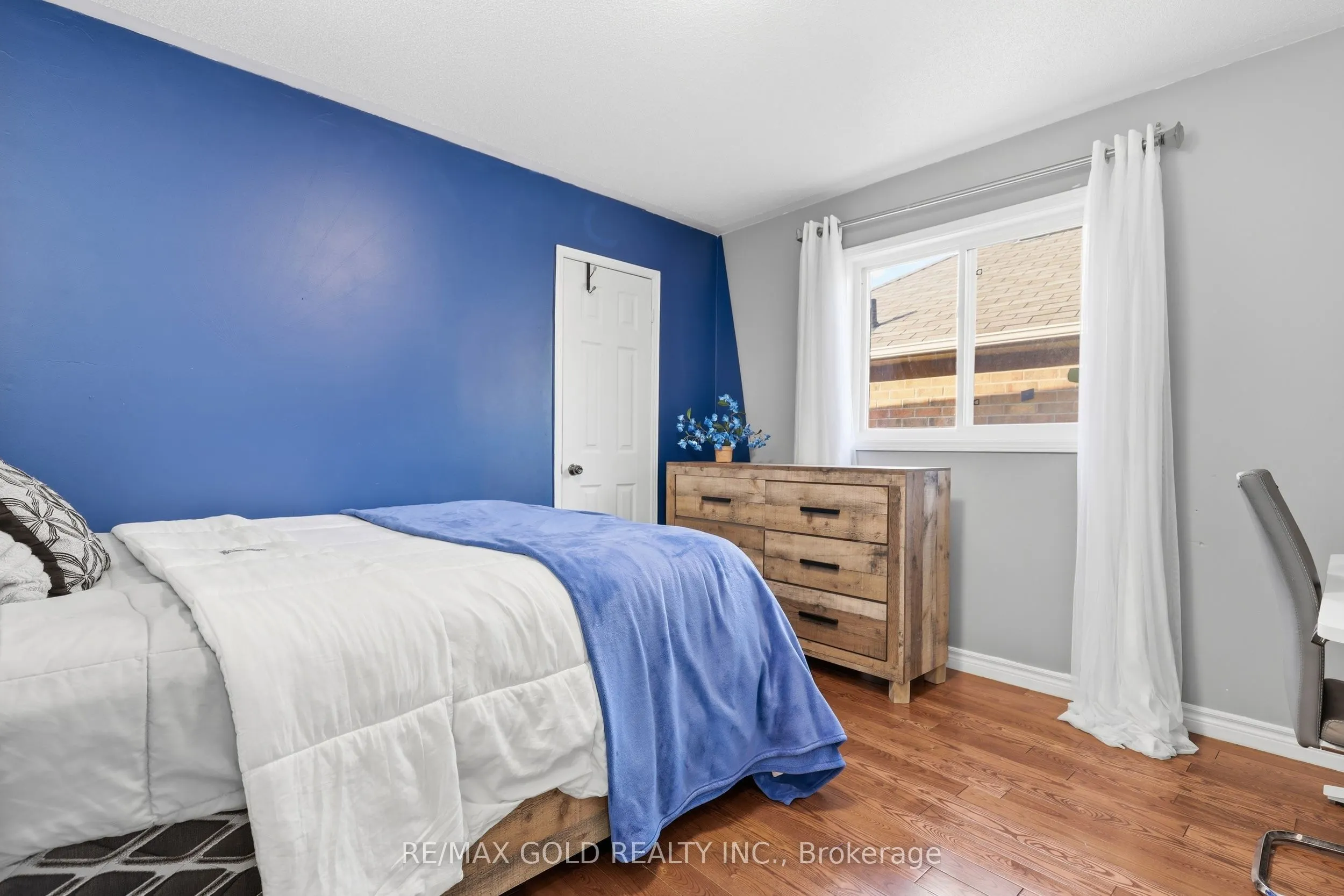 30 Schooner Drive