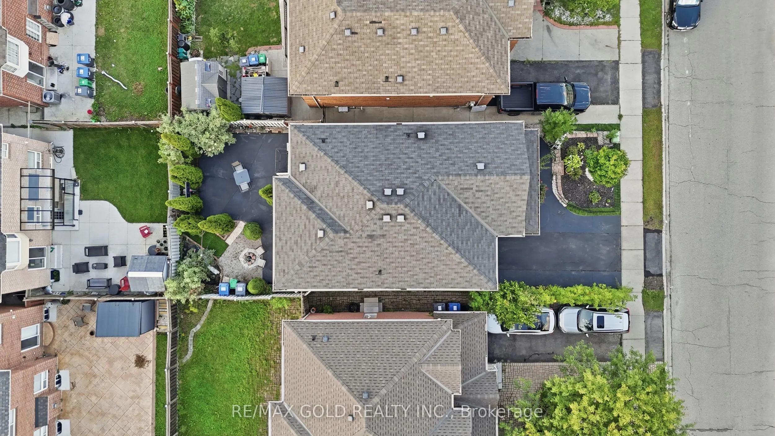30 Schooner Drive