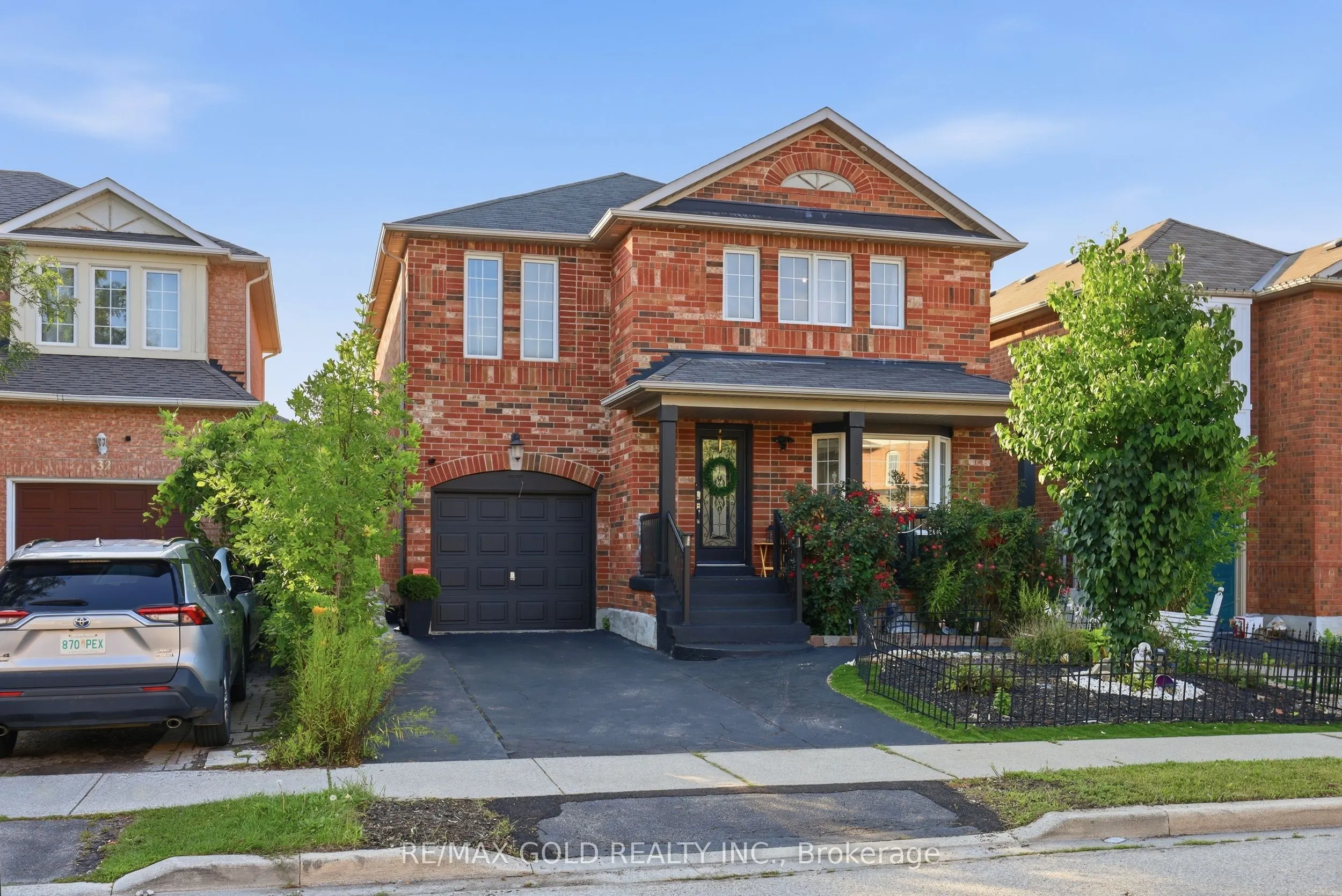 30 Schooner Drive