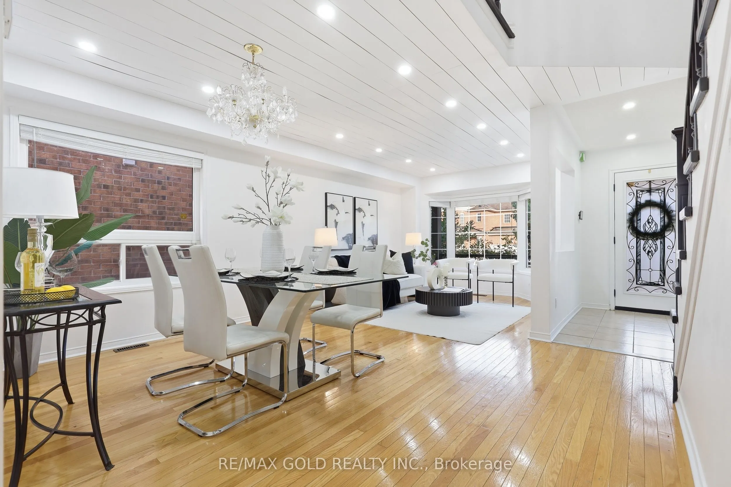30 Schooner Drive