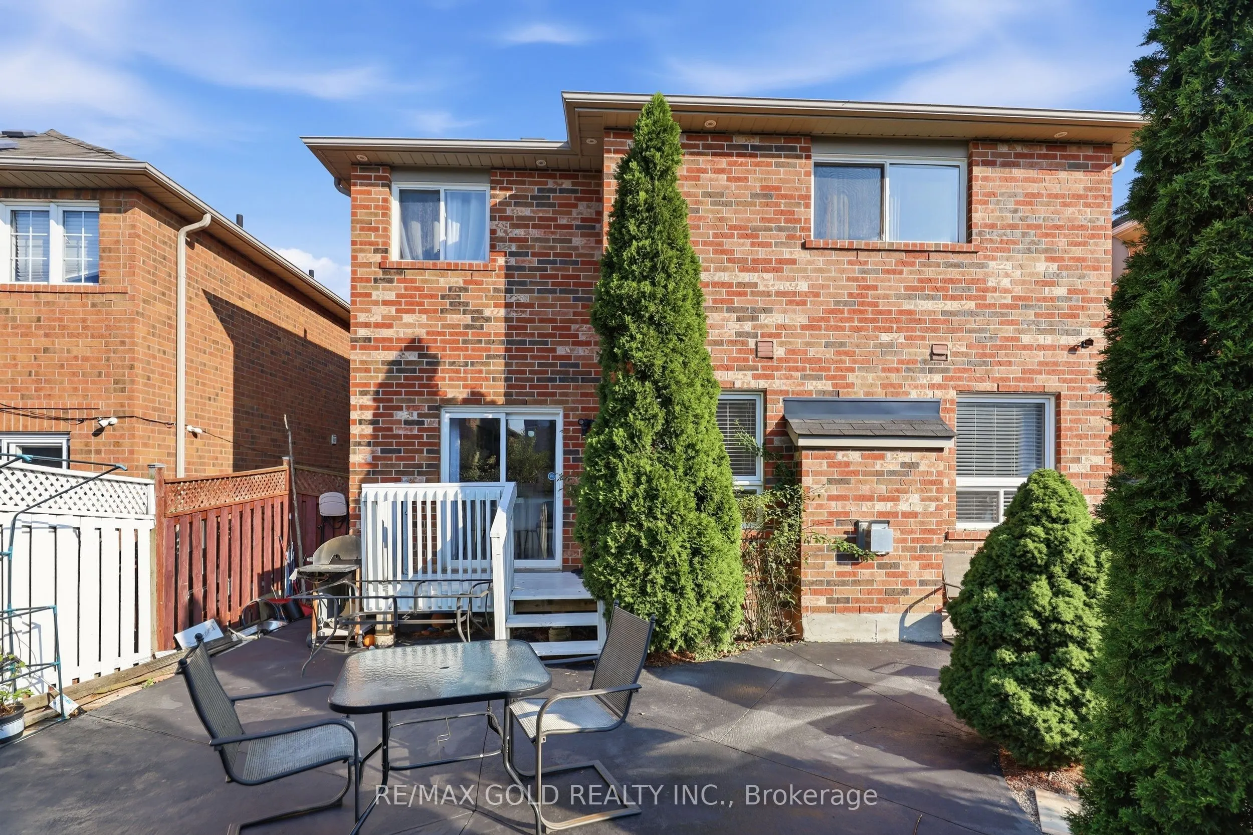 30 Schooner Drive