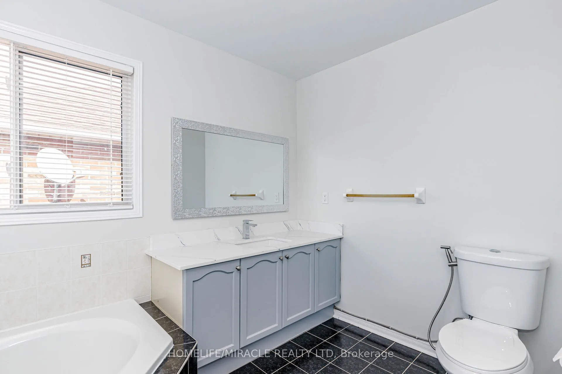 955 Bristol Road W