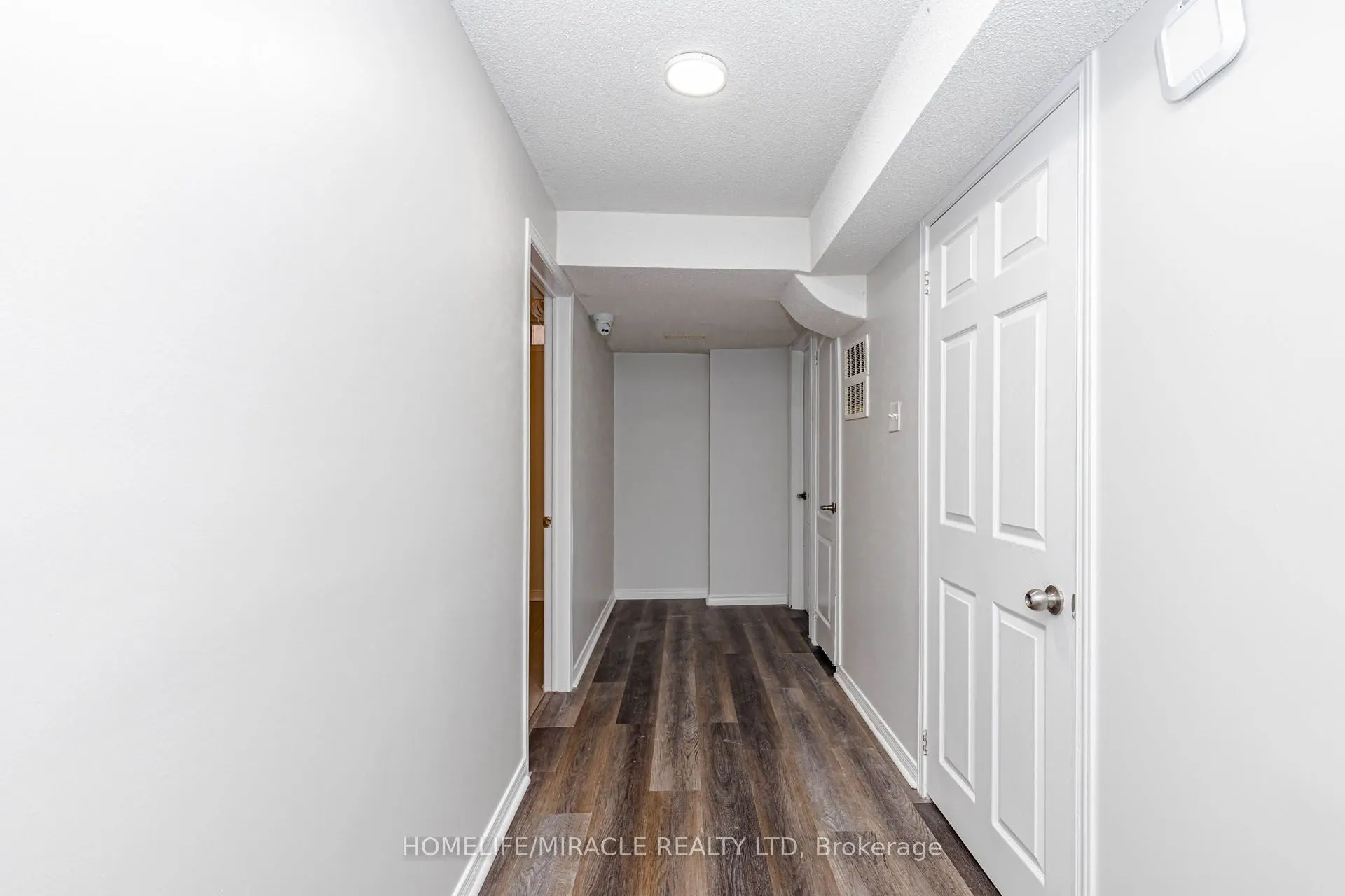 955 Bristol Road W