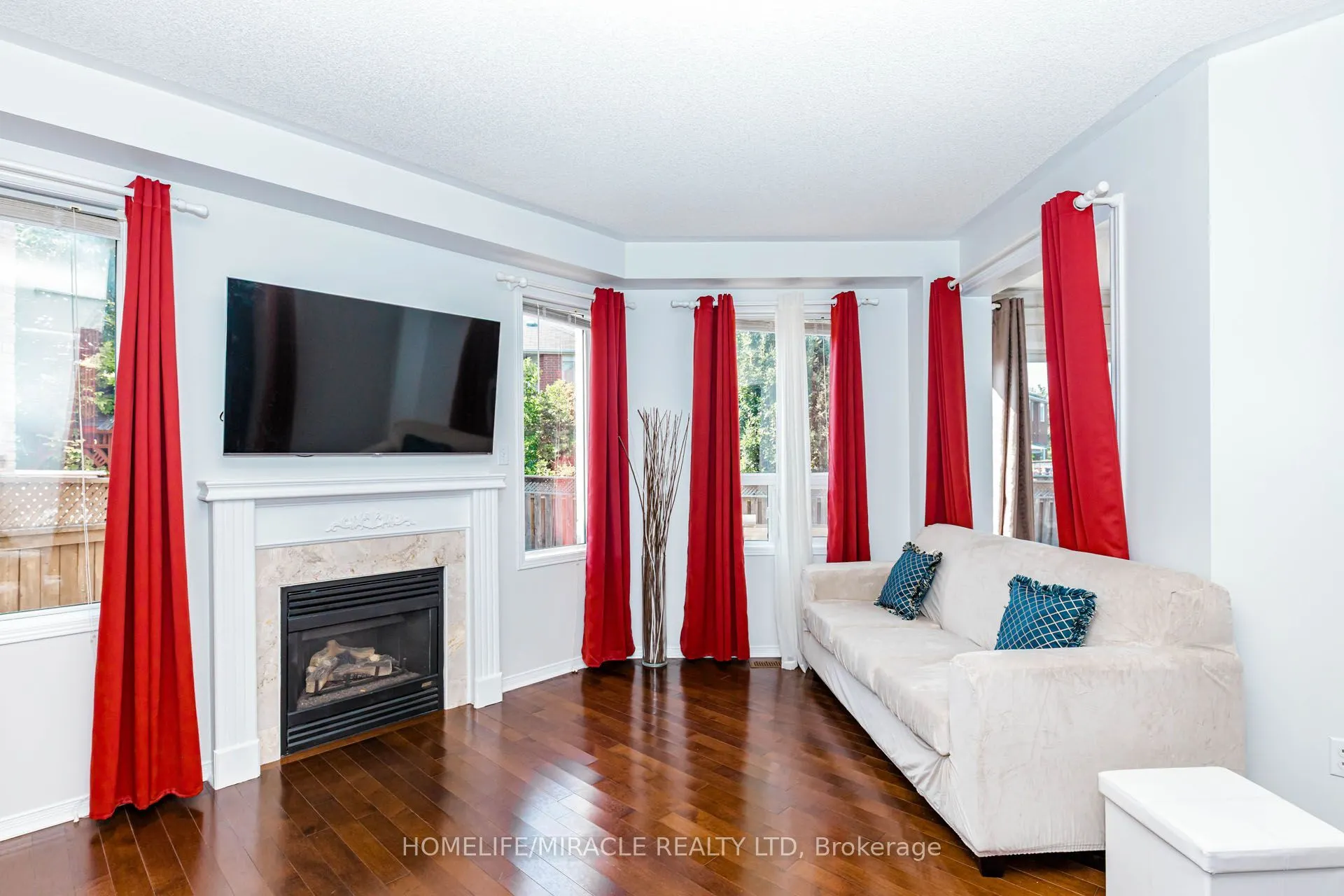 955 Bristol Road W