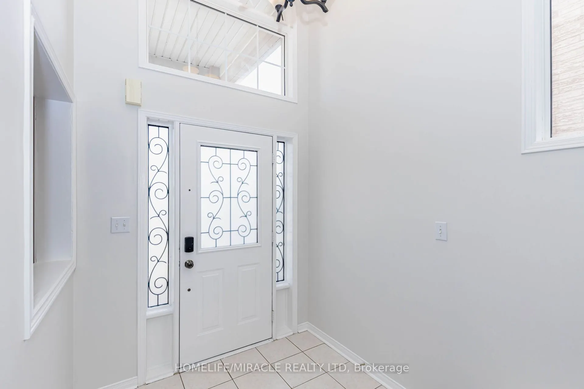955 Bristol Road W