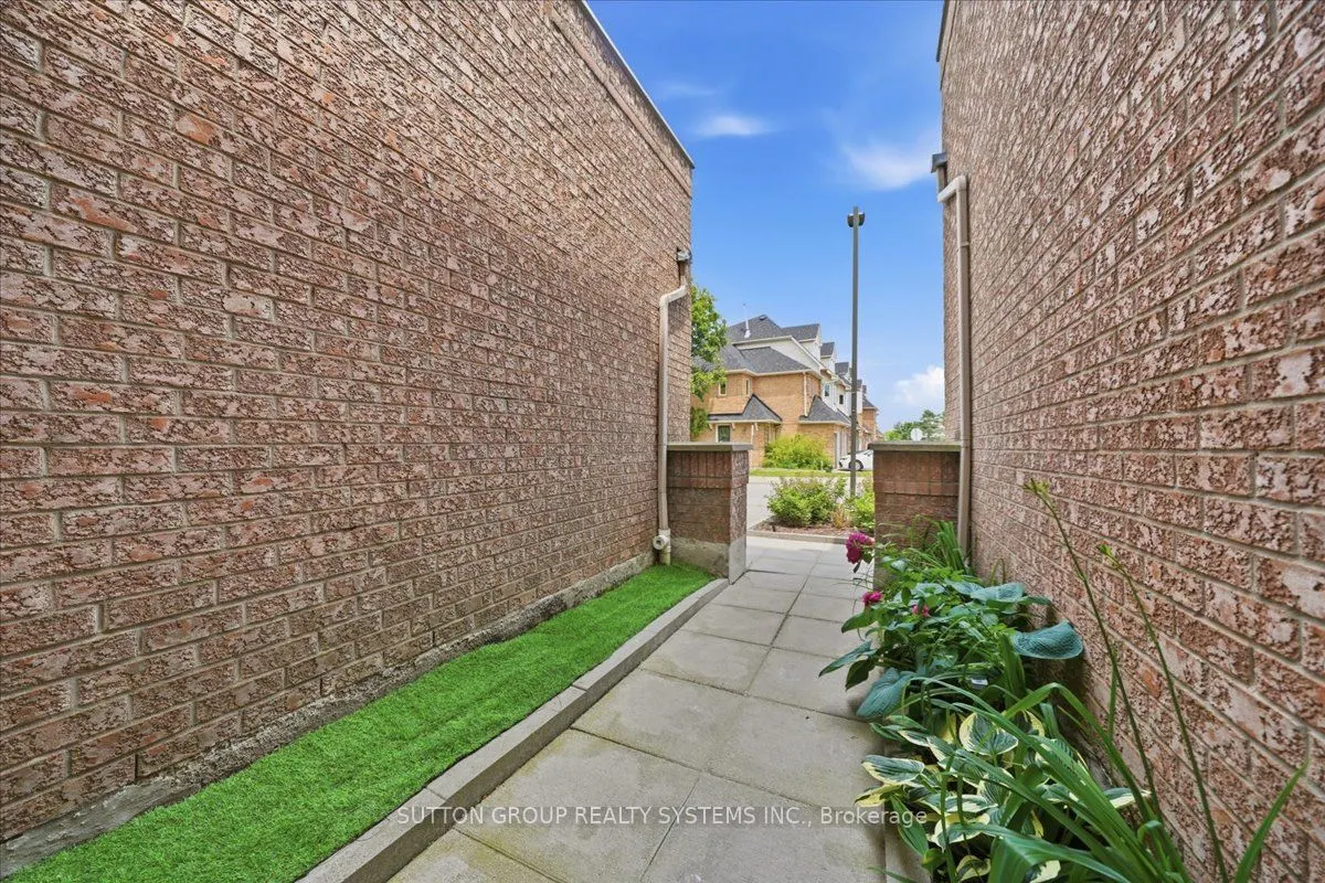60 Barondale Drive #255