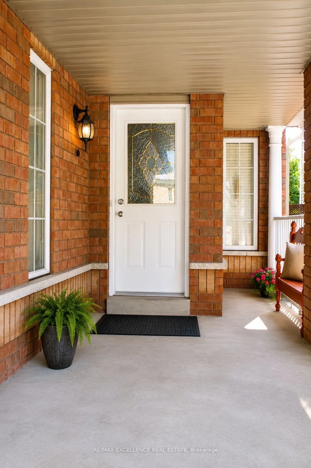 222 Vintage Gate