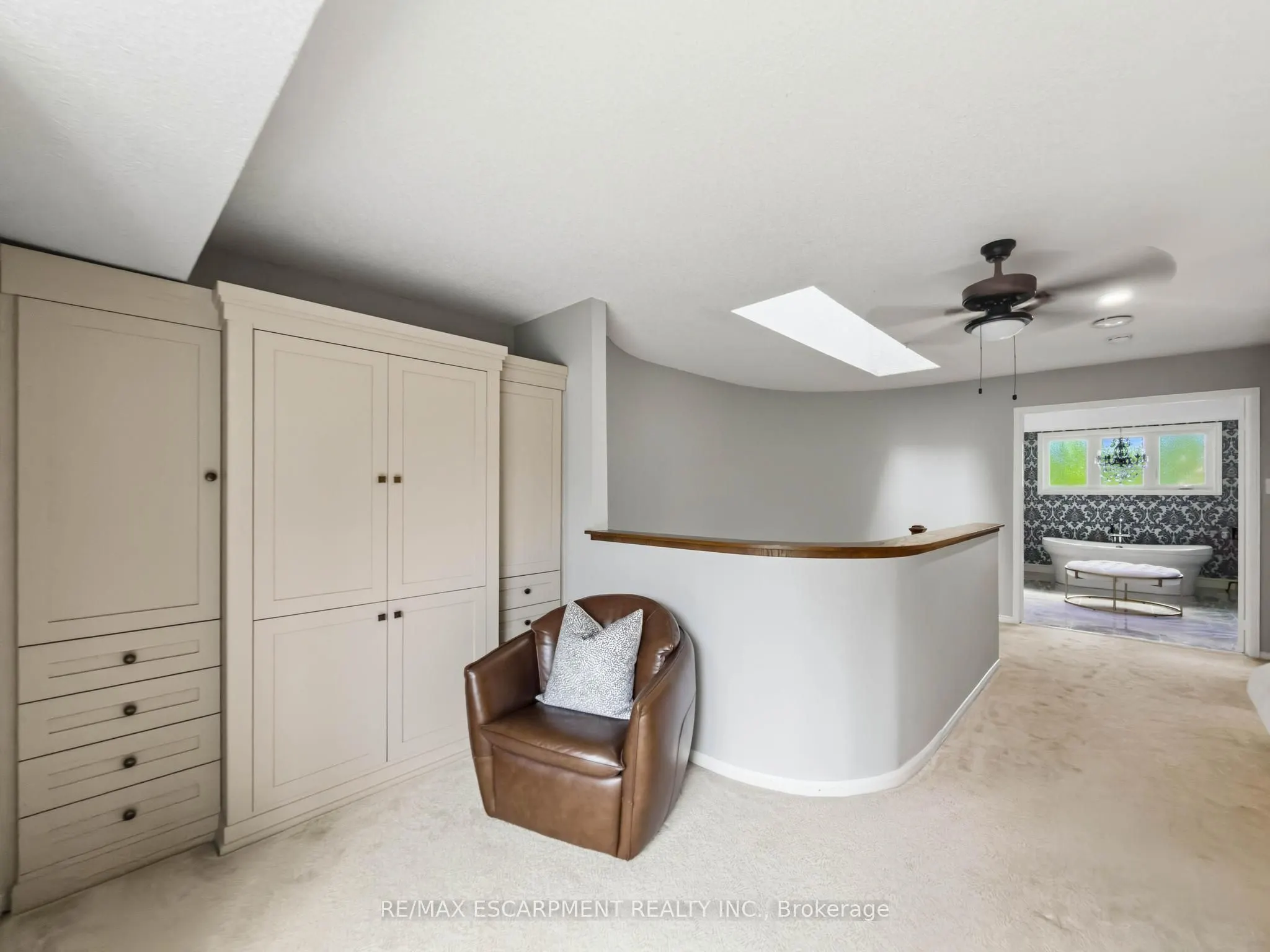 45 Tradewind Drive