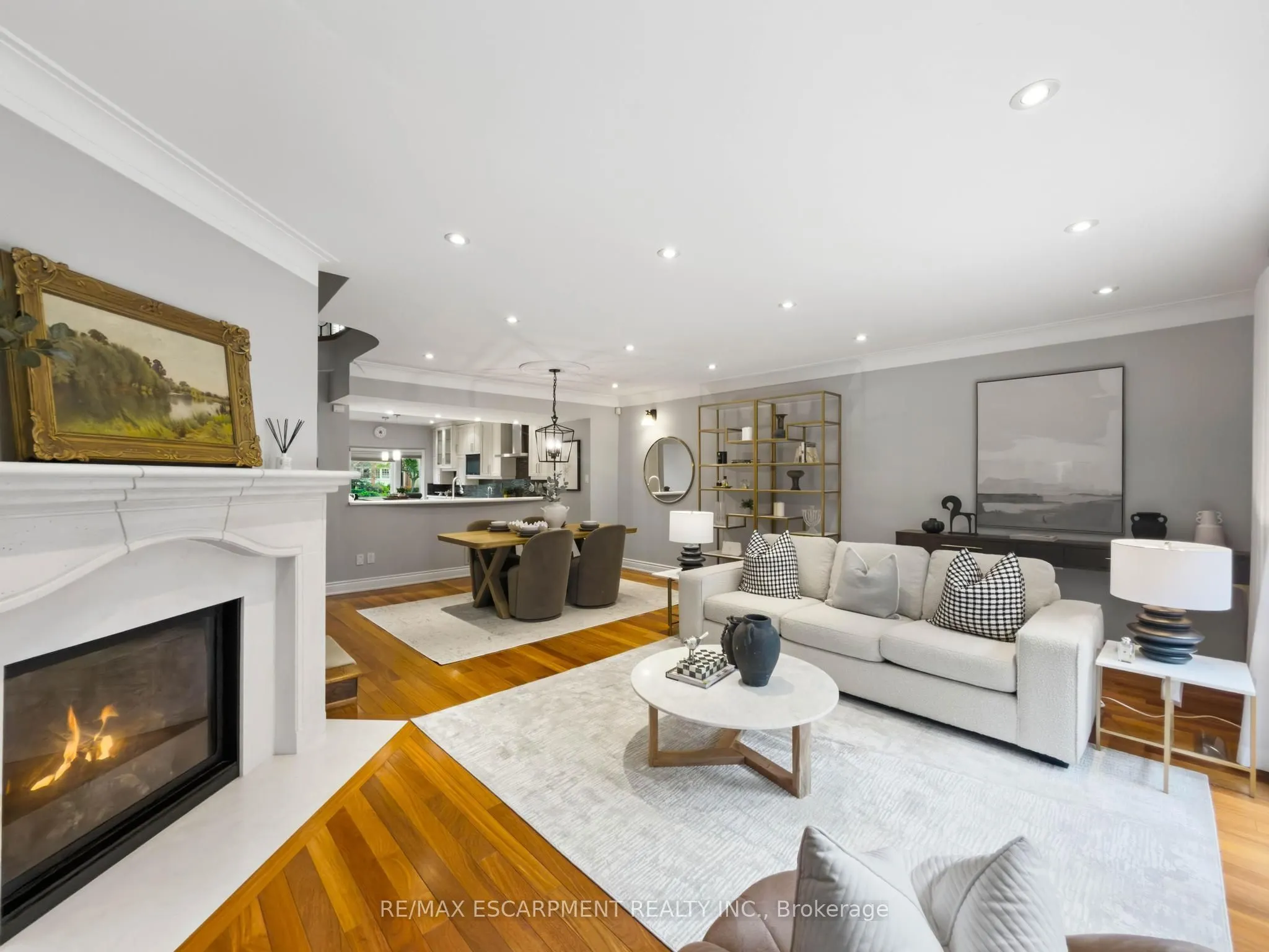 45 Tradewind Drive