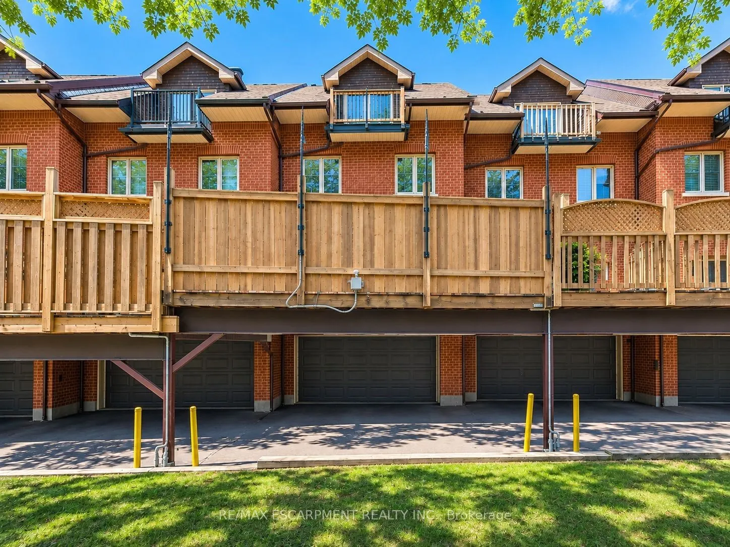 45 Tradewind Drive