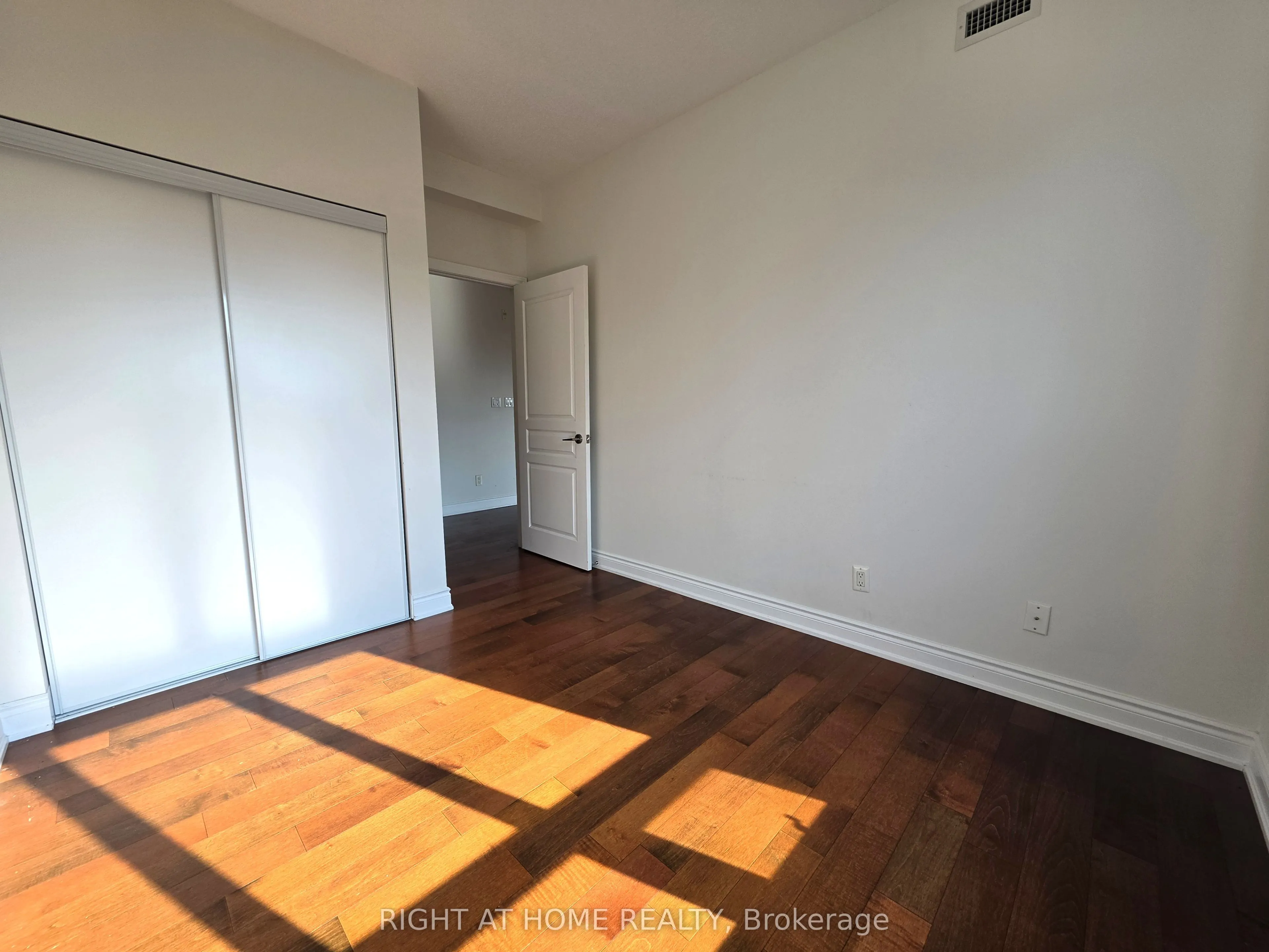 3170 Erin Mills Parkway #236