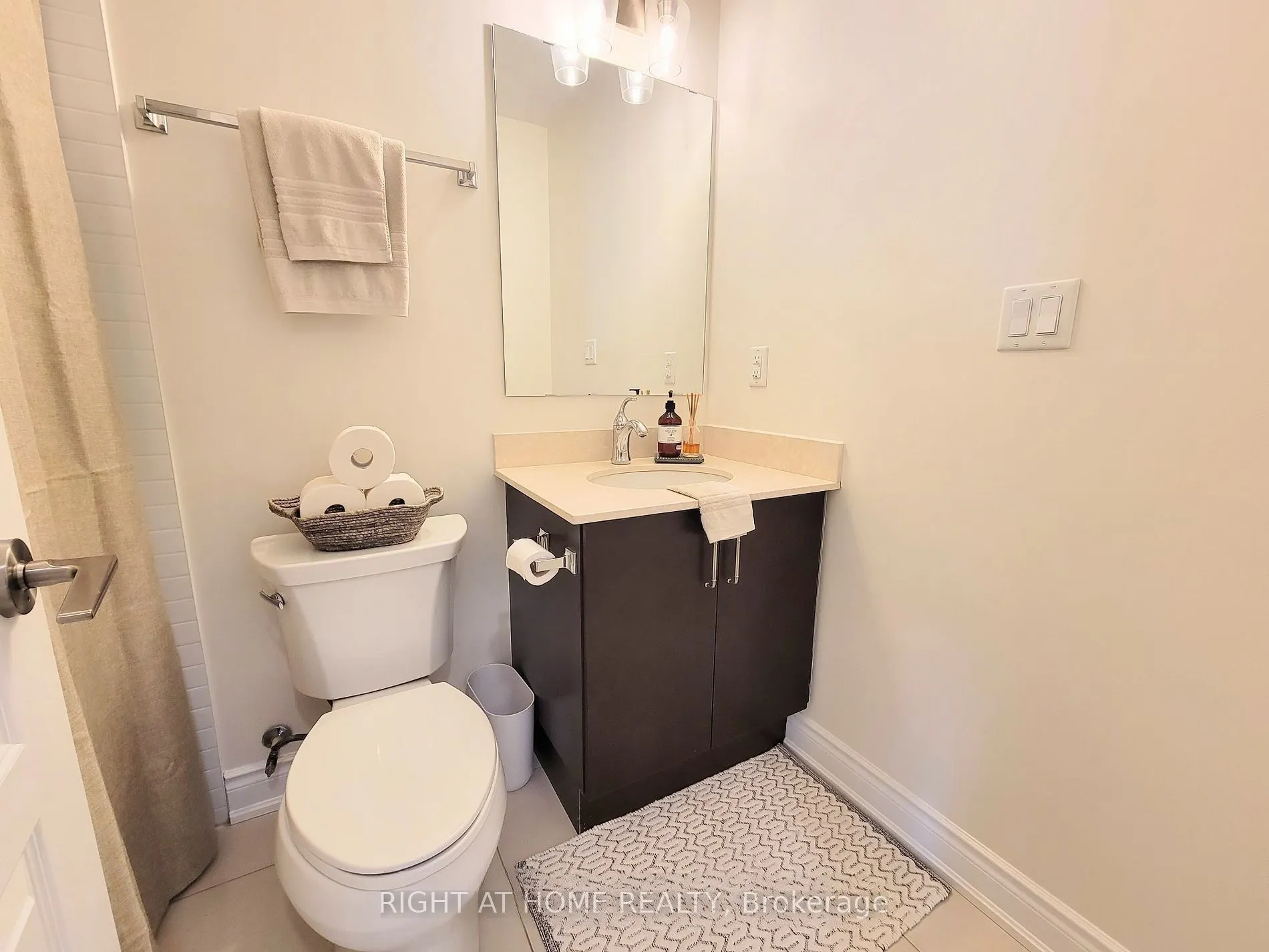 3170 Erin Mills Parkway #236