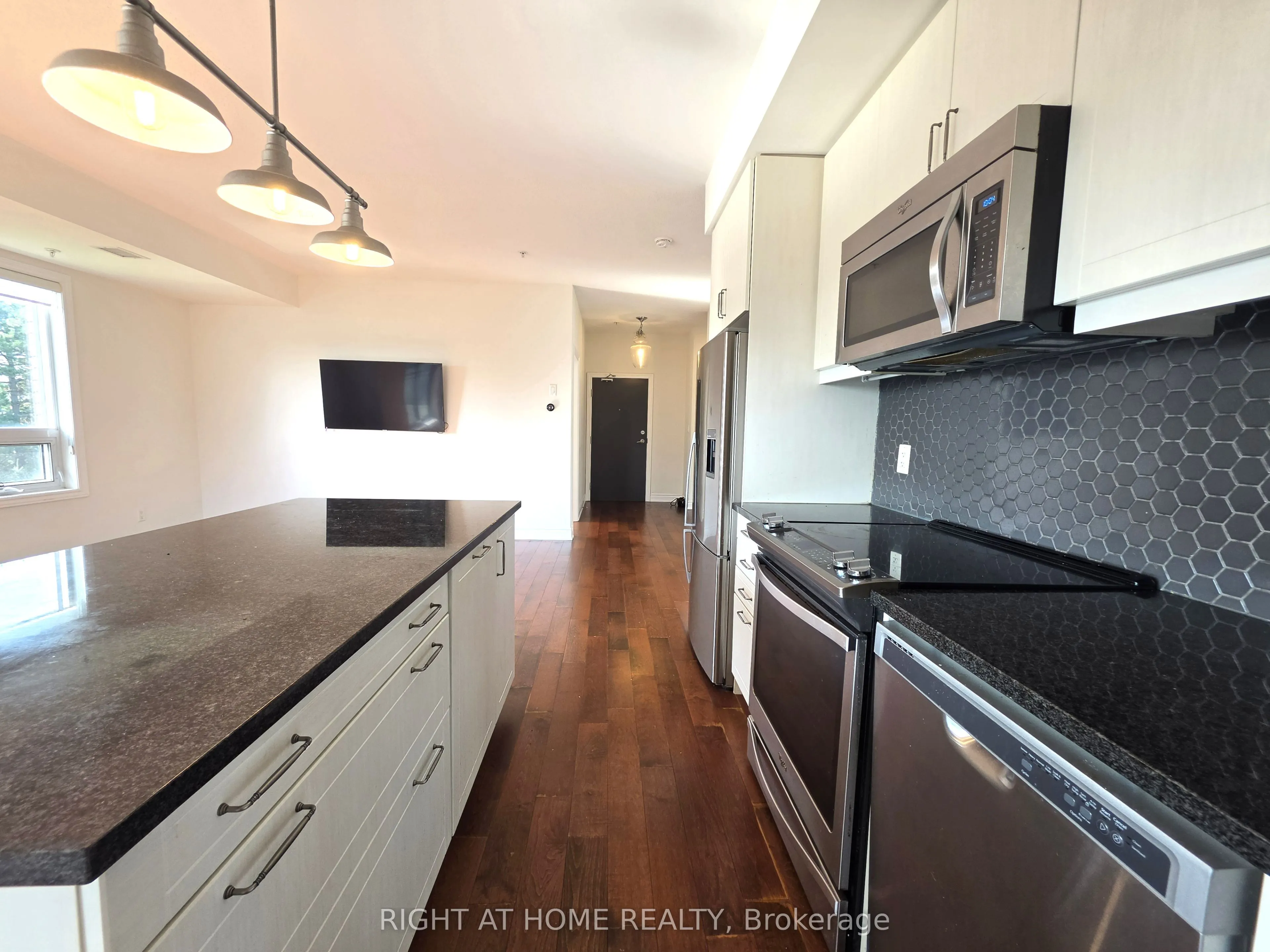 3170 Erin Mills Parkway #236