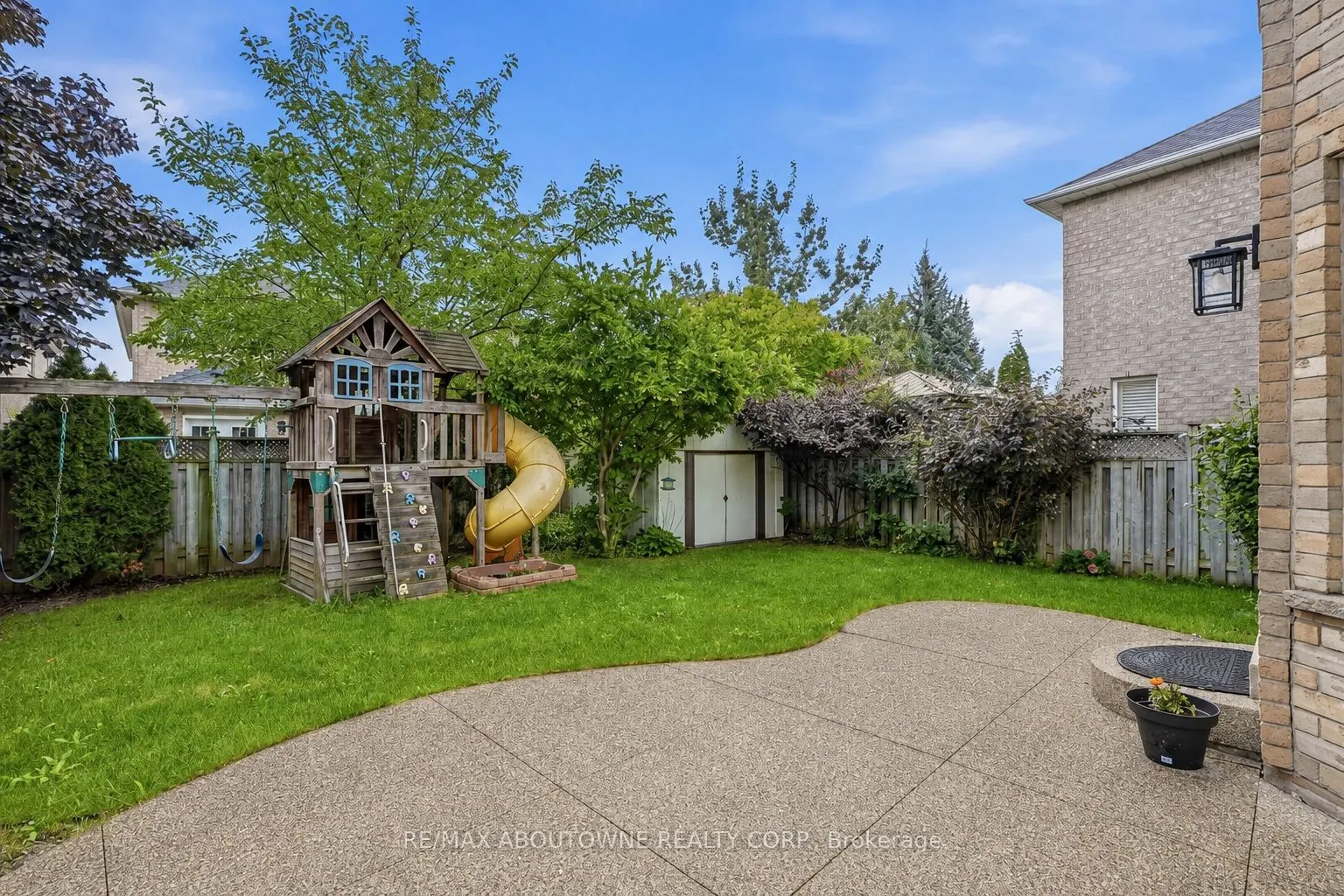 1282 Parkhurst Drive