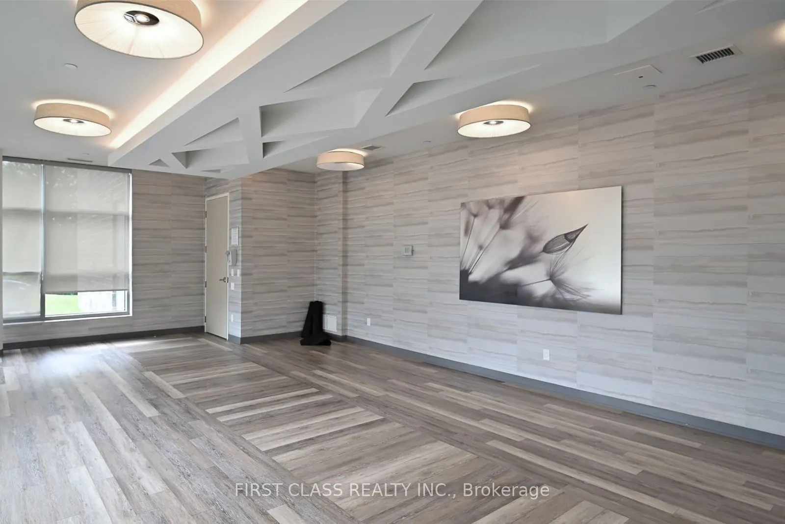 4699 Glen Erin Drive #605