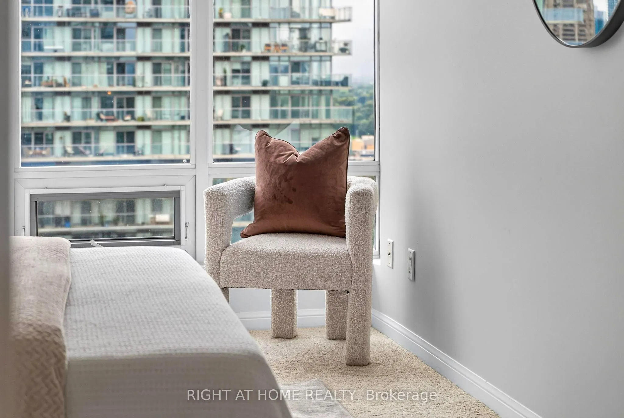15 Windermere Avenue #2201