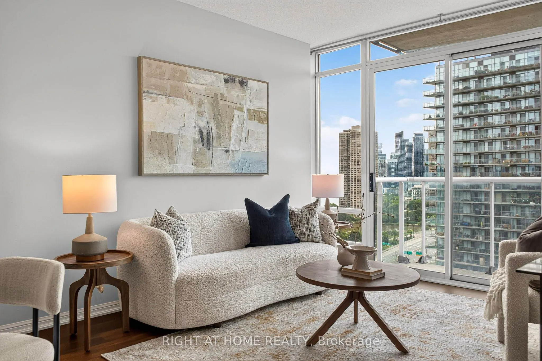 15 Windermere Avenue #2201
