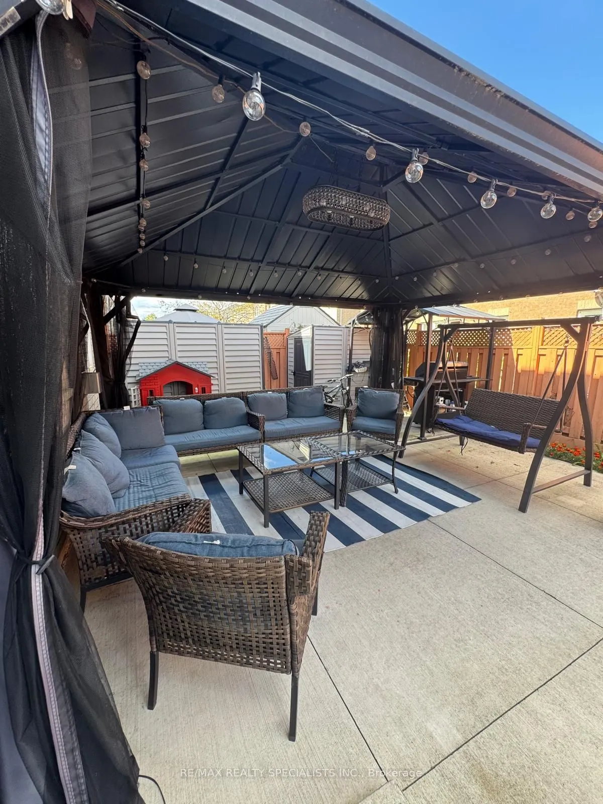 41 Madronna Gardens