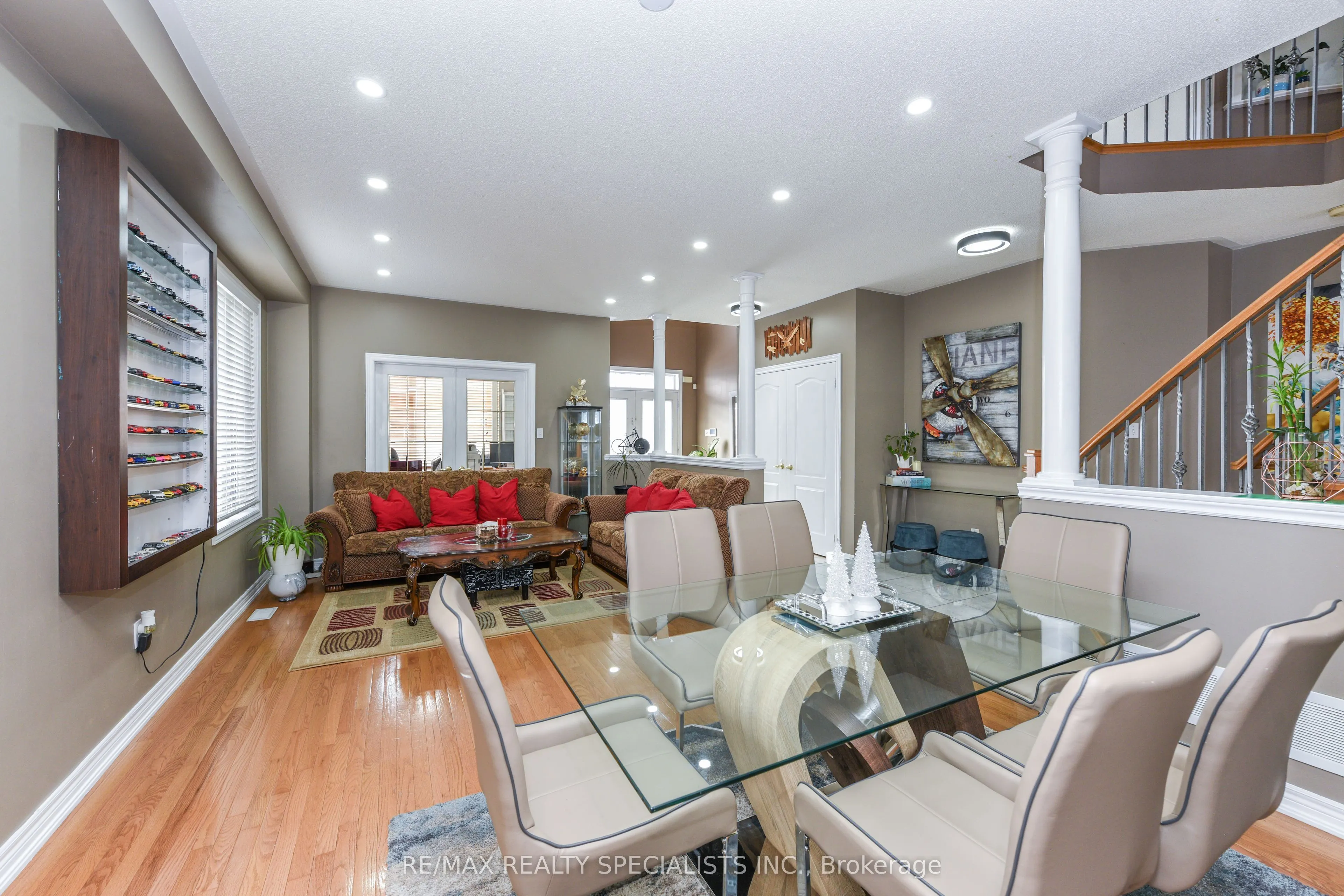 41 Madronna Gardens