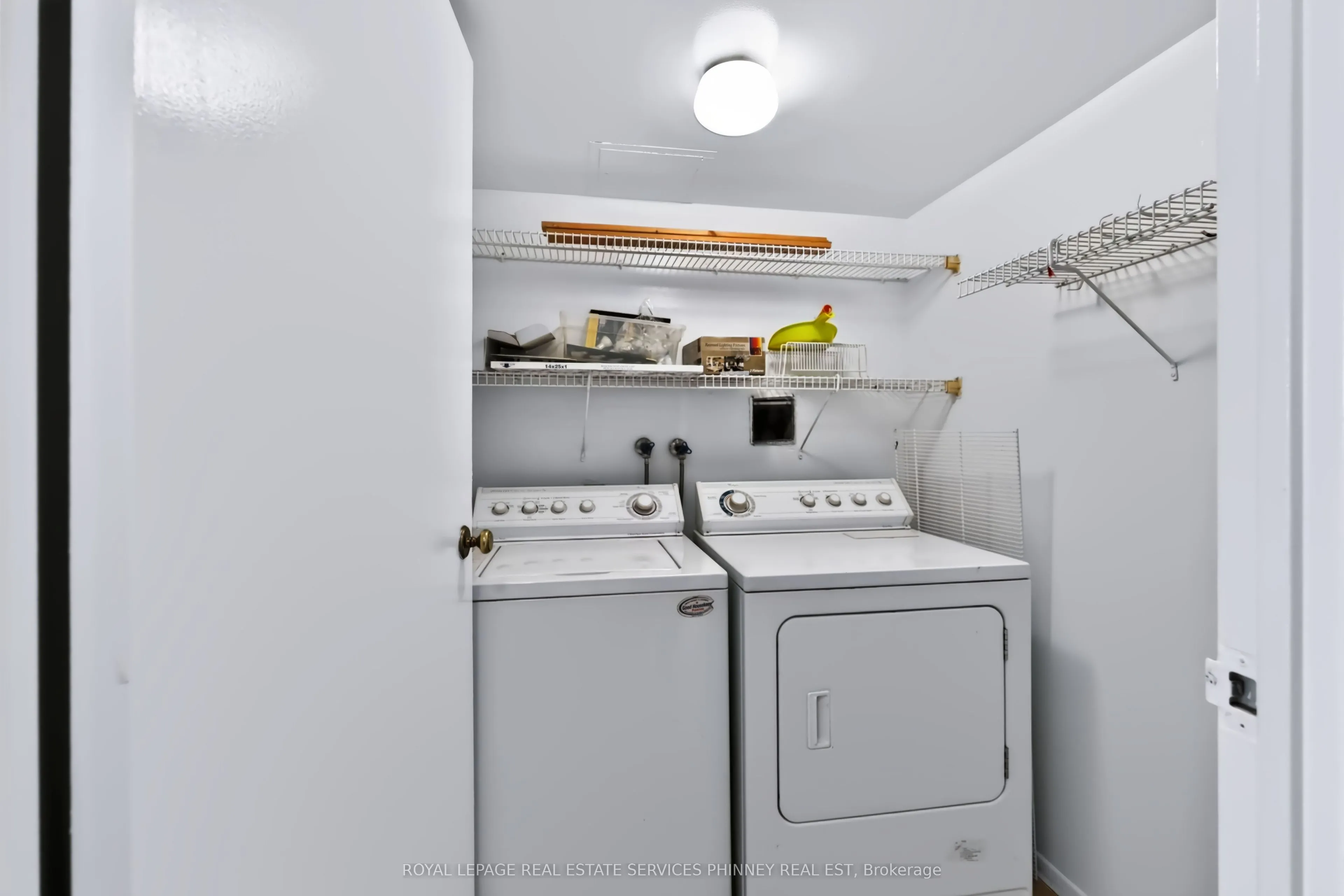 3650 Kaneff Crescent #2801