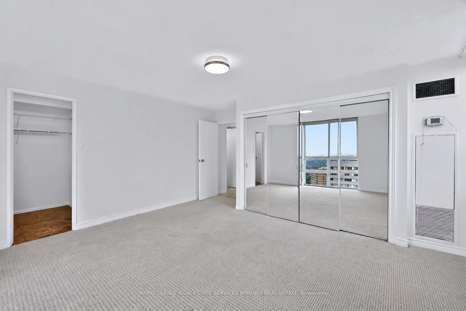 3650 Kaneff Crescent #2801